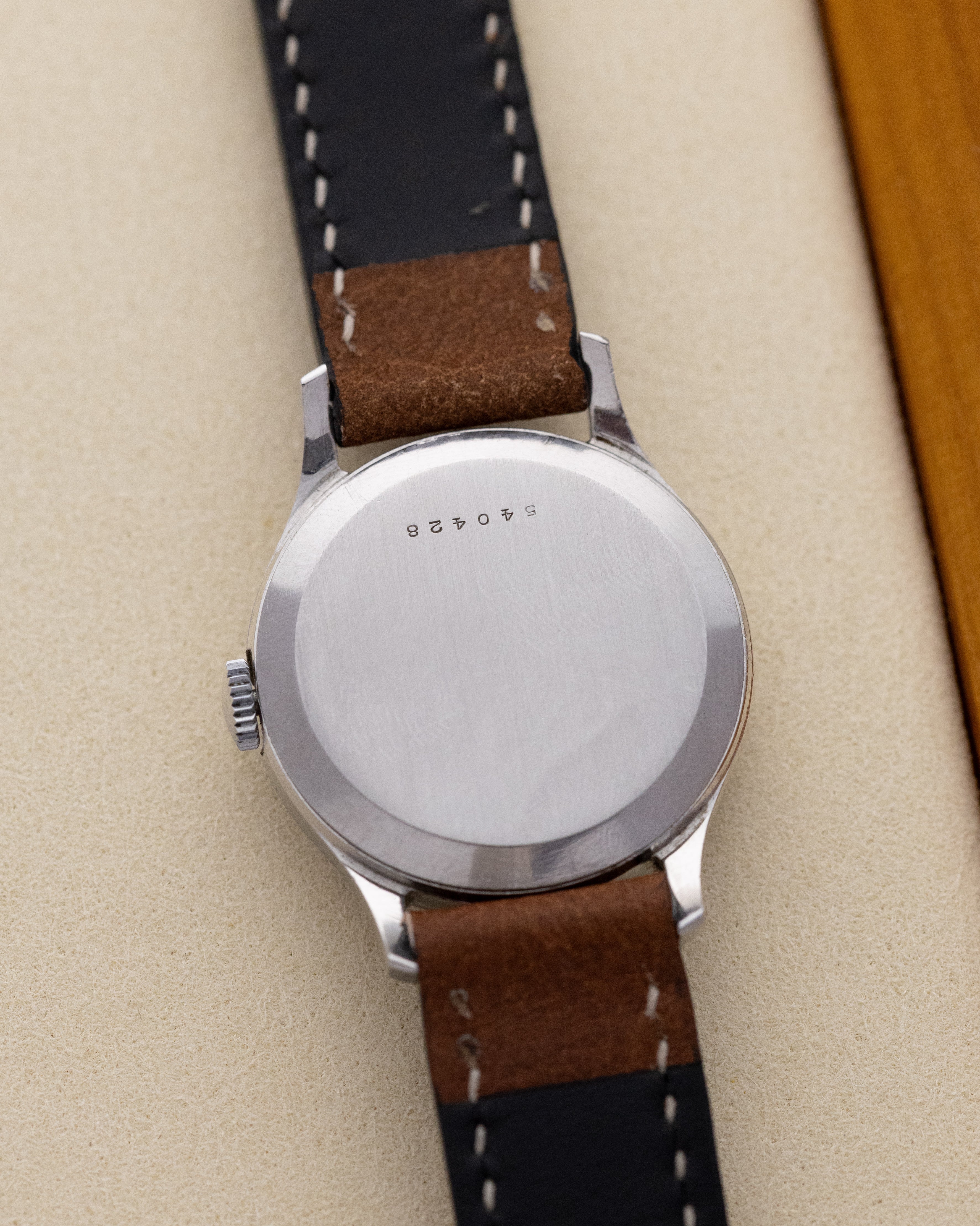 Vintage Jaeger - LeCoultre Military Watch, Cal. P469/c, Original Radium Dial with Sub - second from 1940's - DuMarko