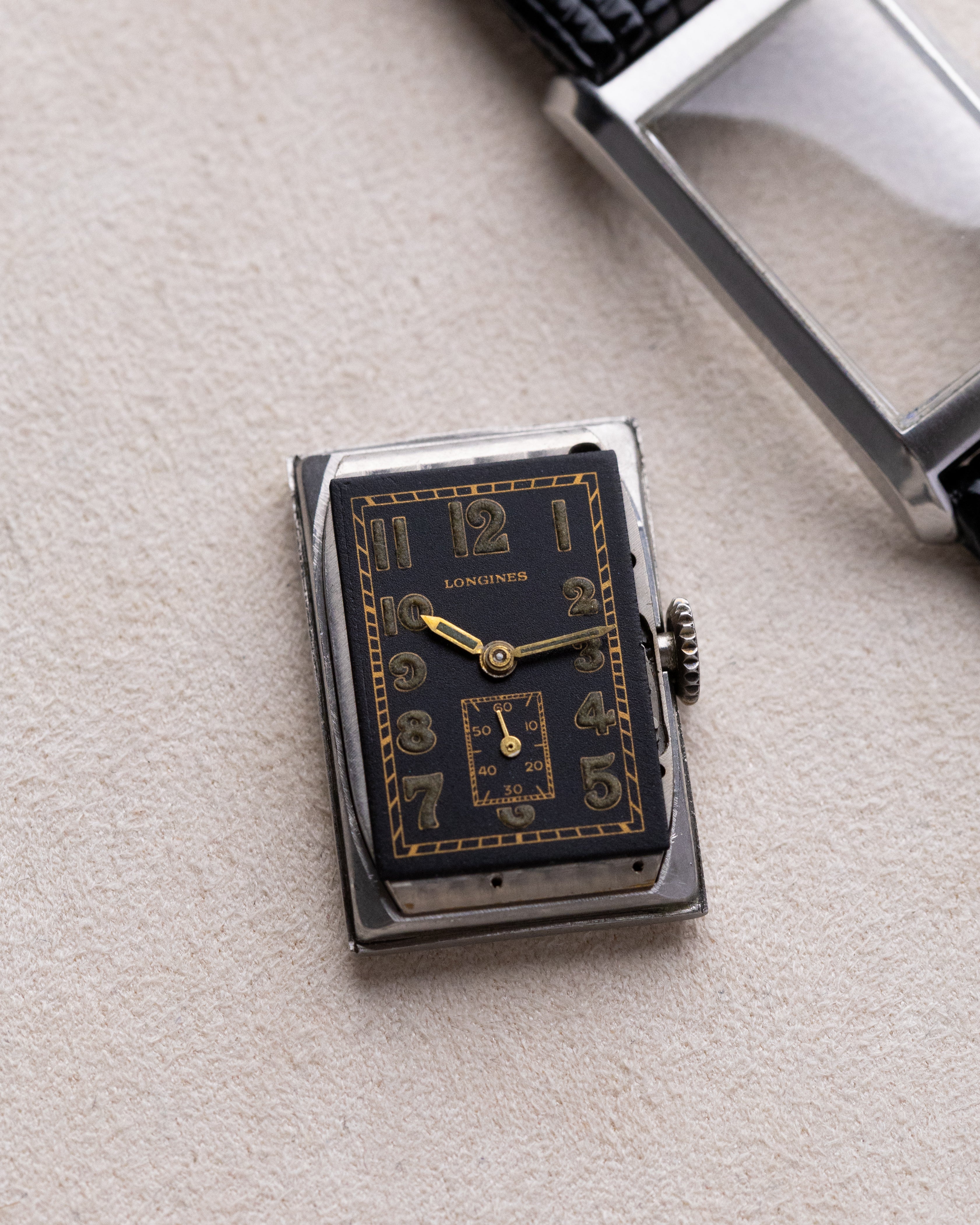 Vintage Longines Art Deco Tank, Black Gilt dial, Swiss Made Cal. 2517 from 1938 - DuMarko