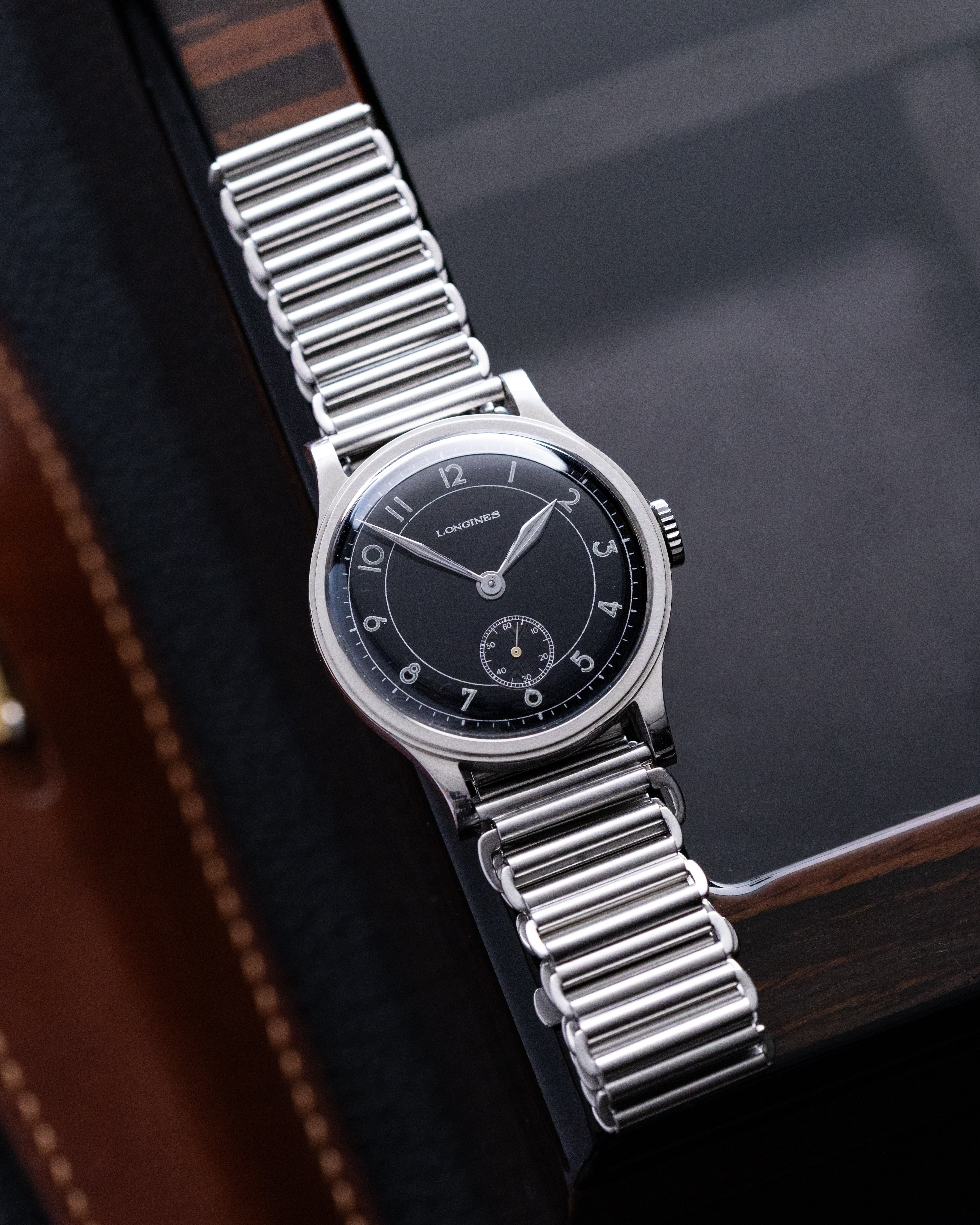 Vintage Longines Calatrava Steel Stepped Case, Ref. 4179, Black Sector glossy dial from 1940 - DuMarko