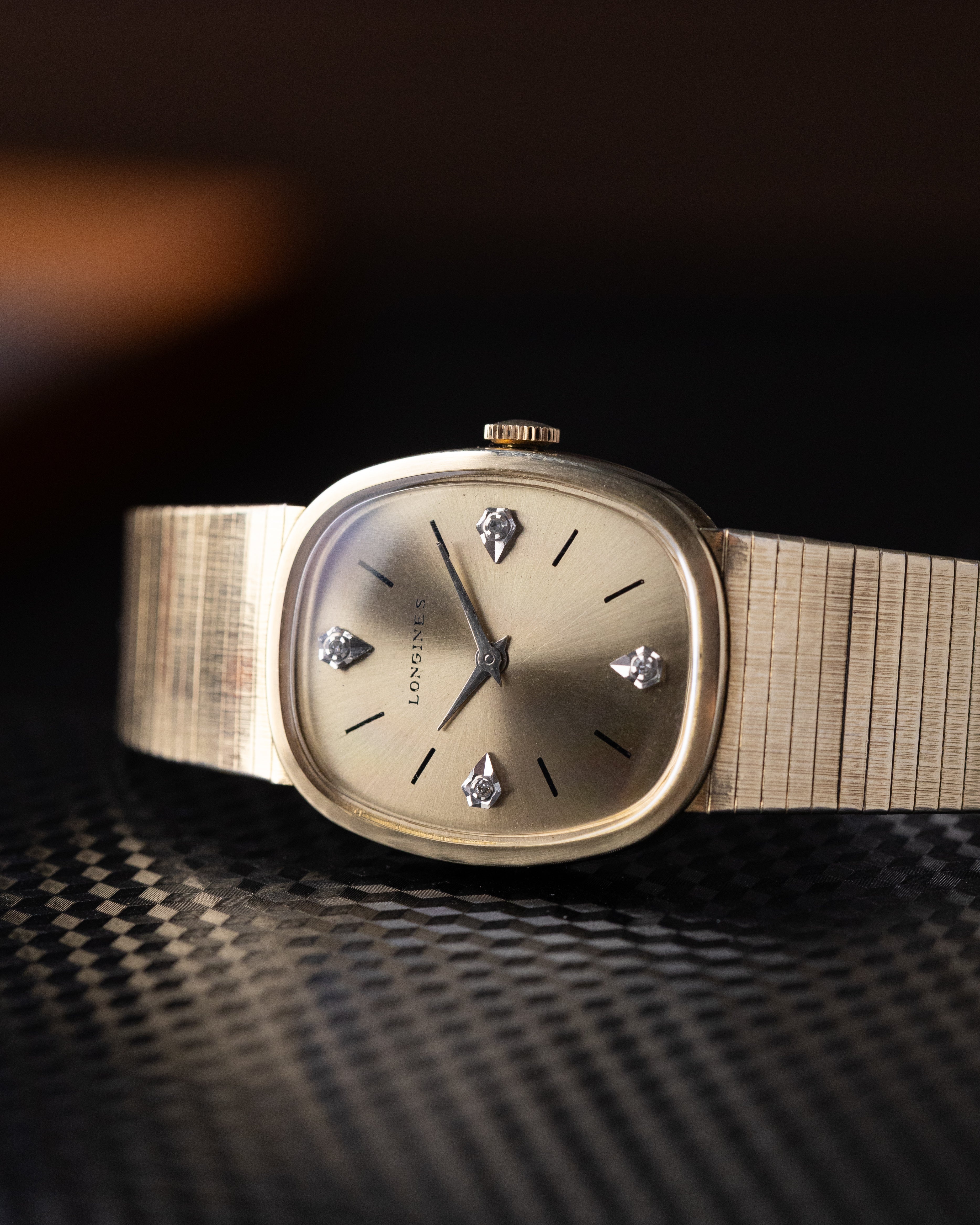 Vintage Longines Ellipse Case, Diamond Dial, Cal. 528, Gold - Plated Dress Watch from 1960's - DuMarko