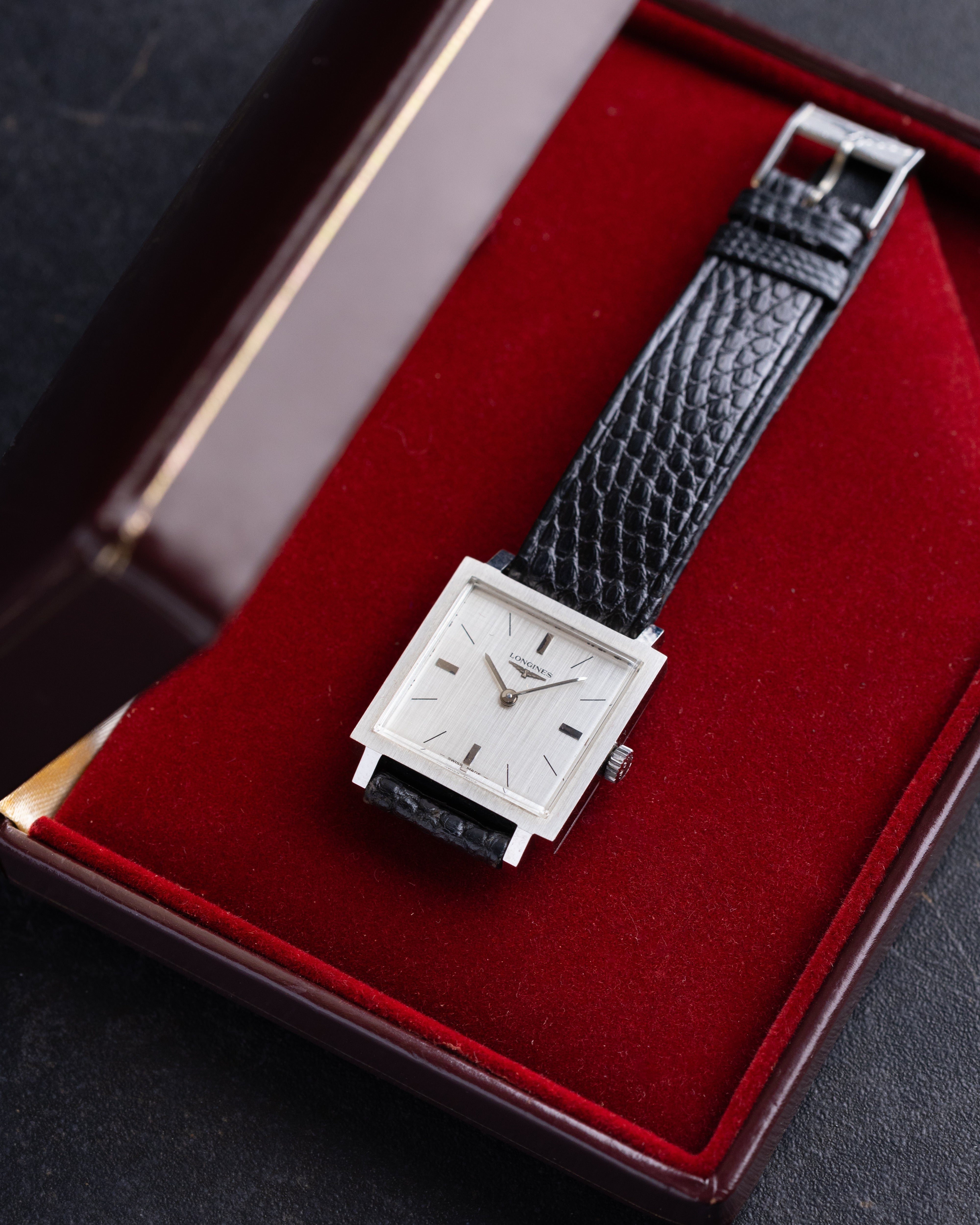 LONGINES ロンジン L150.2 メンズ腕時計 スクエア タンク Vintage Longines Square Tank, Linen Silver Dial, Original Box