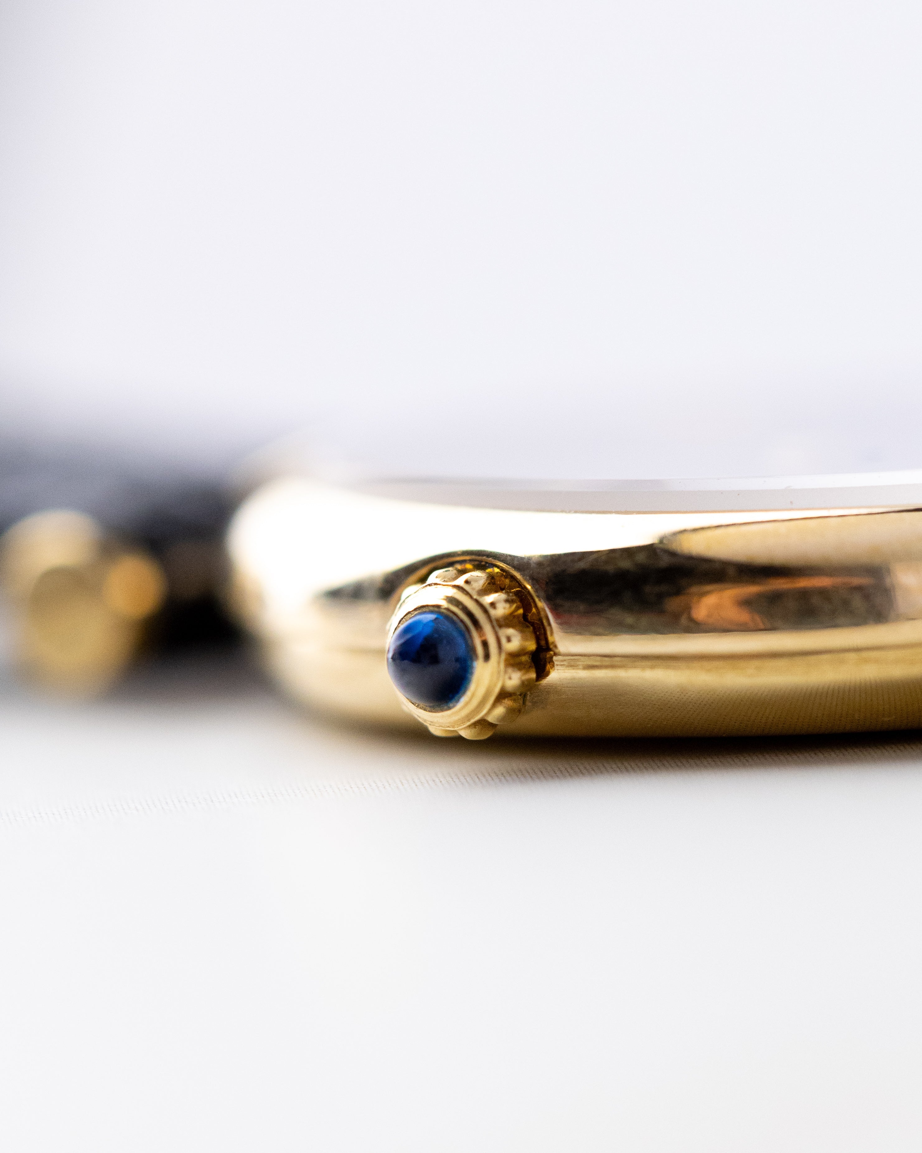 Vintage Must de Cartier Vendome Quartz, “Onyx” Style Black Dial, Original Box and Documents (Full Set) - DuMarko