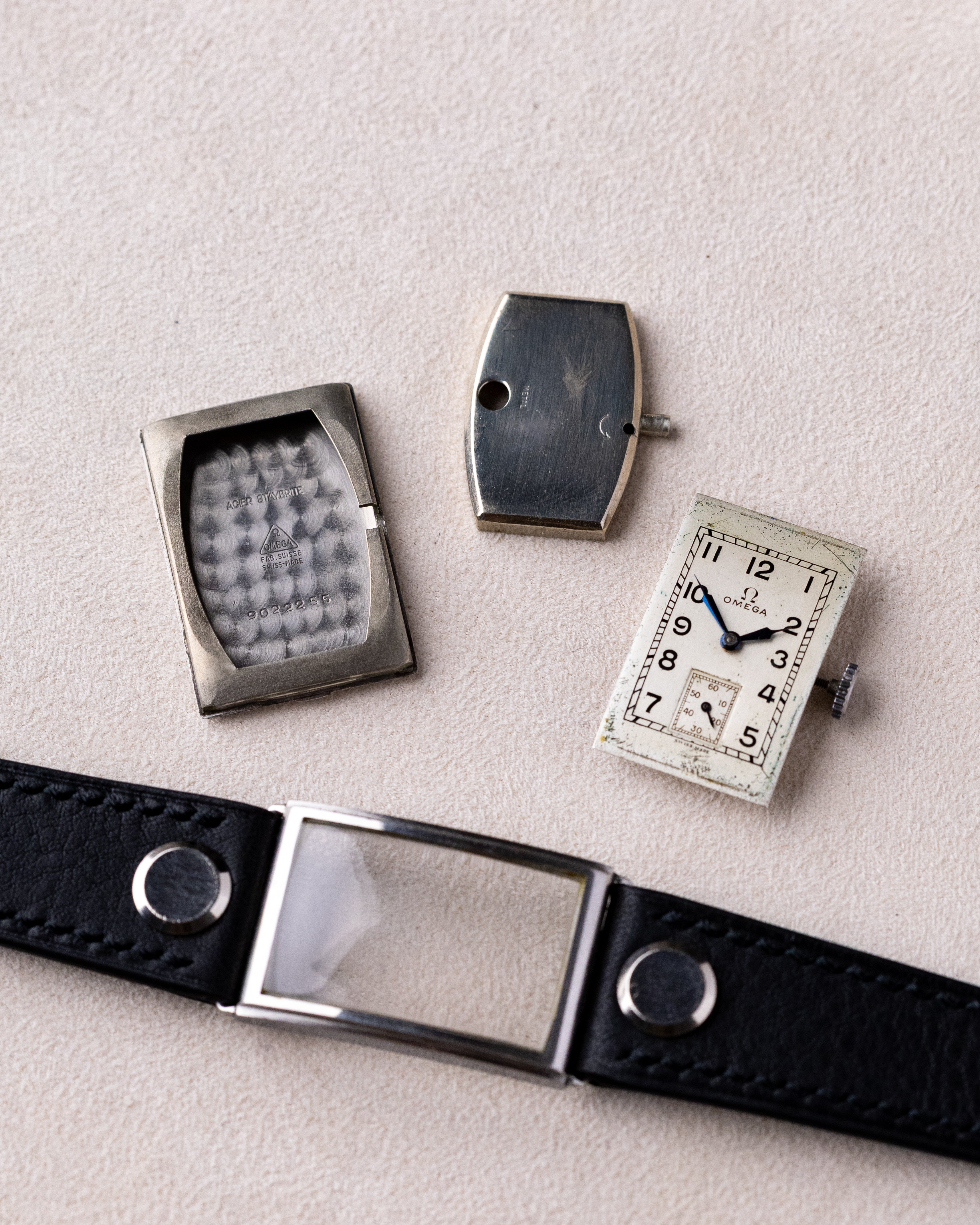 Vintage Omega Art Deco Tank, Mechanical Cal. T17, Sub - Seconds from 1930 - DuMarko