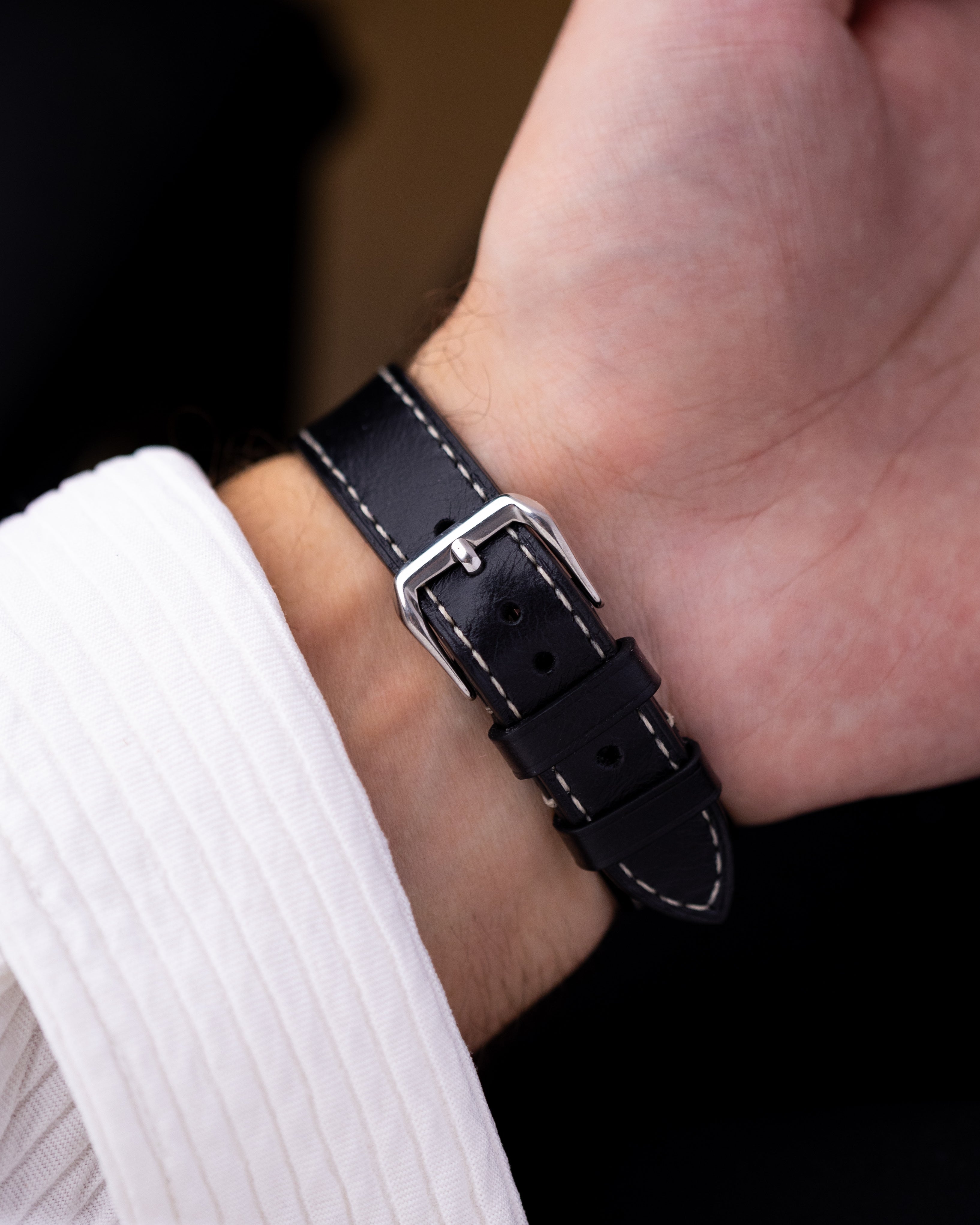 Vintage Omega Art Deco Tank, Swiss Watch, Mechanical Cal. T17 from 1935 - DuMarko