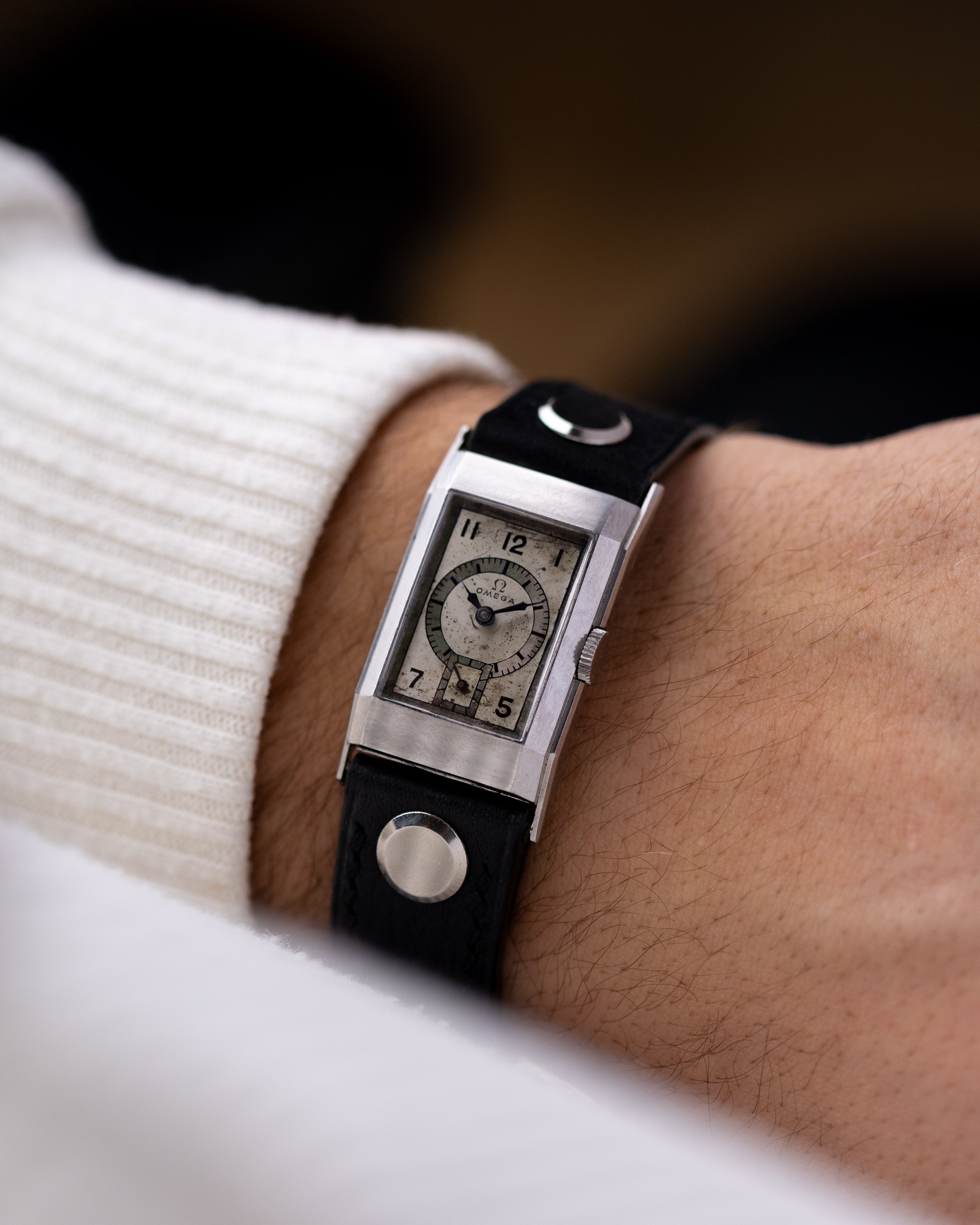 Vintage Omega Art Deco Tank, Swiss watch, Original Sector Dial, Mechanical Cal. T17 from 1935 - DuMarko