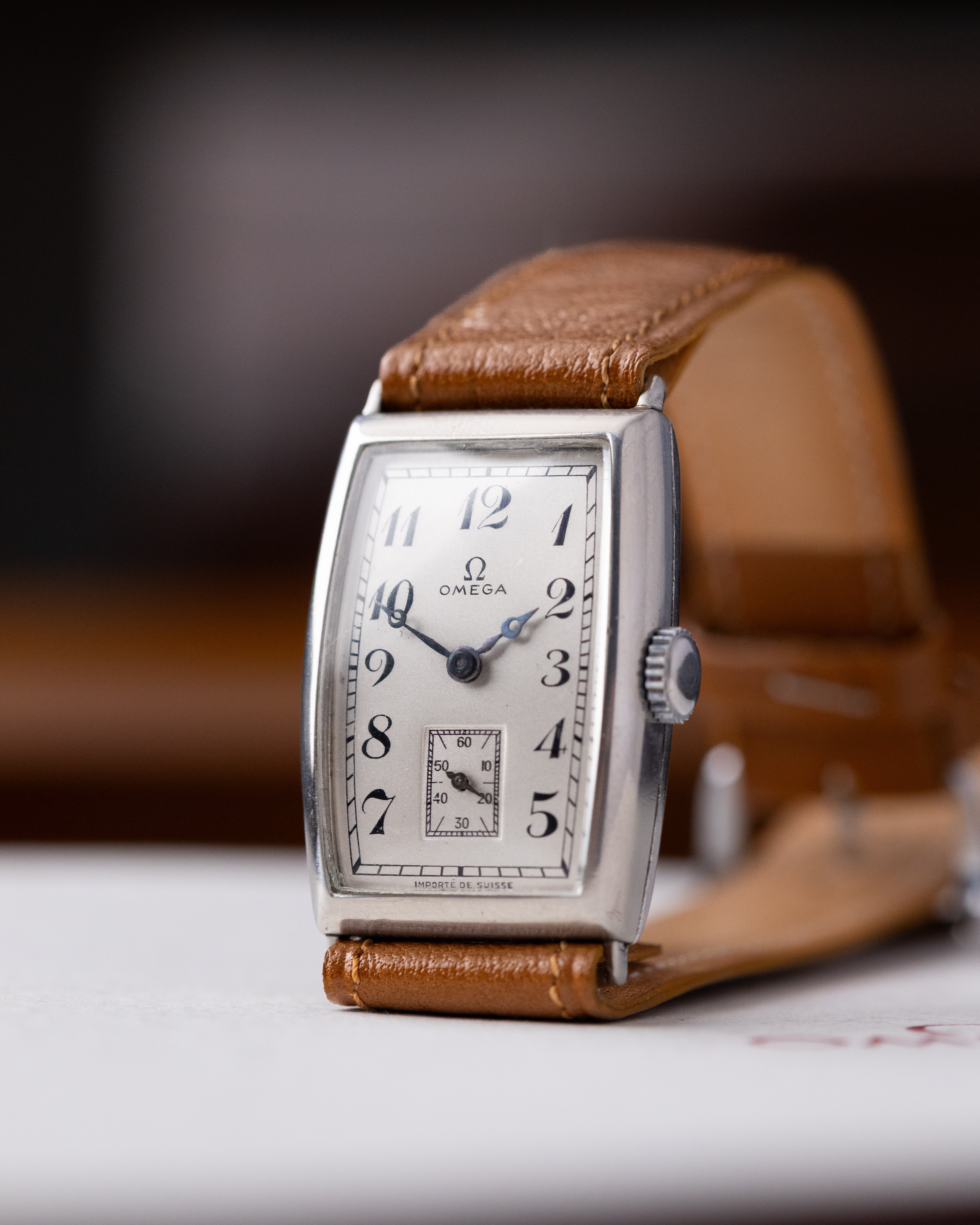 Vintage Omega Art Deco Tank, Tonneau (barrel - shaped) case, Cal. 20F from 1930 - DuMarko