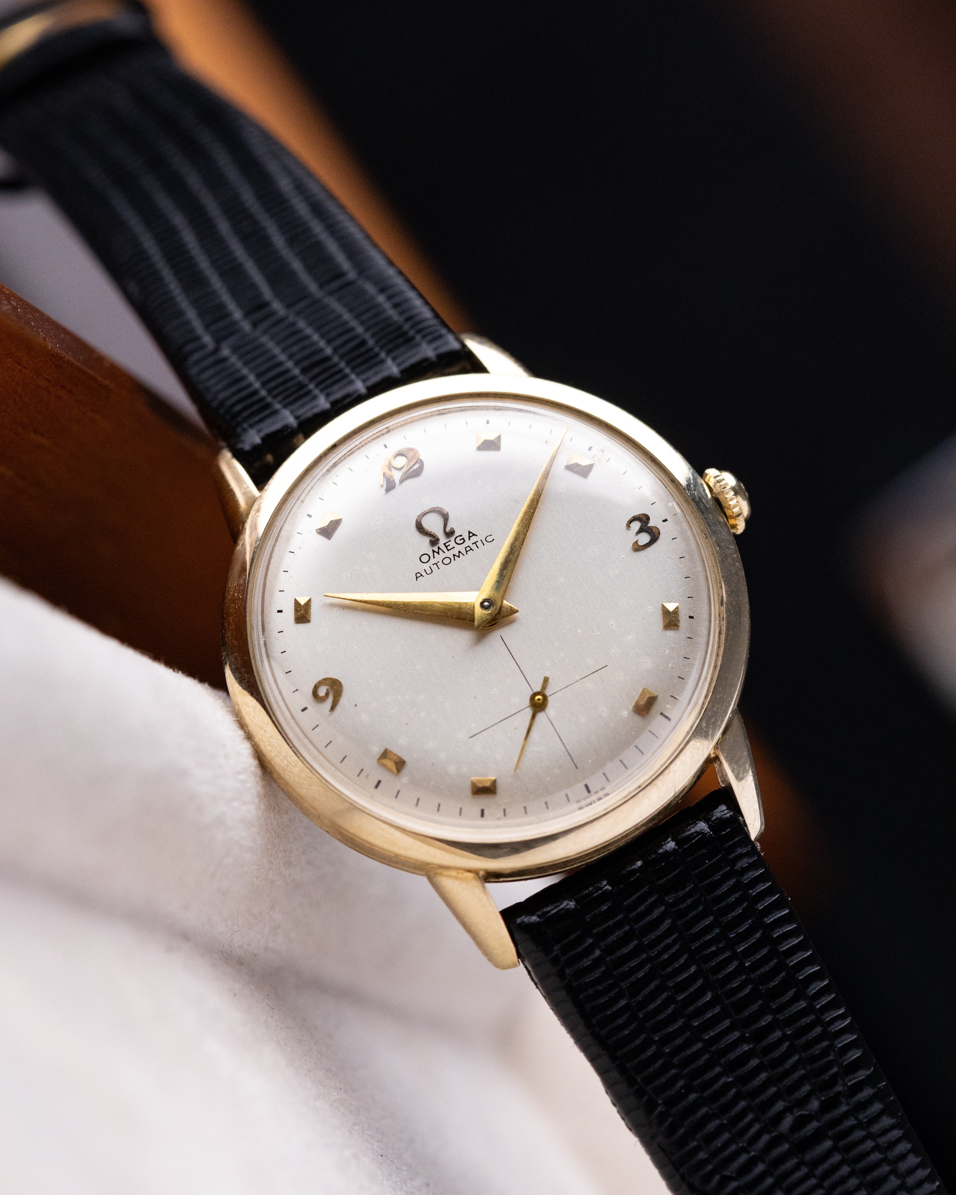 Vintage Omega Automatic Bumper Cal. 342, 14K Gold - Filled Dress Watch from 1947 - DuMarko