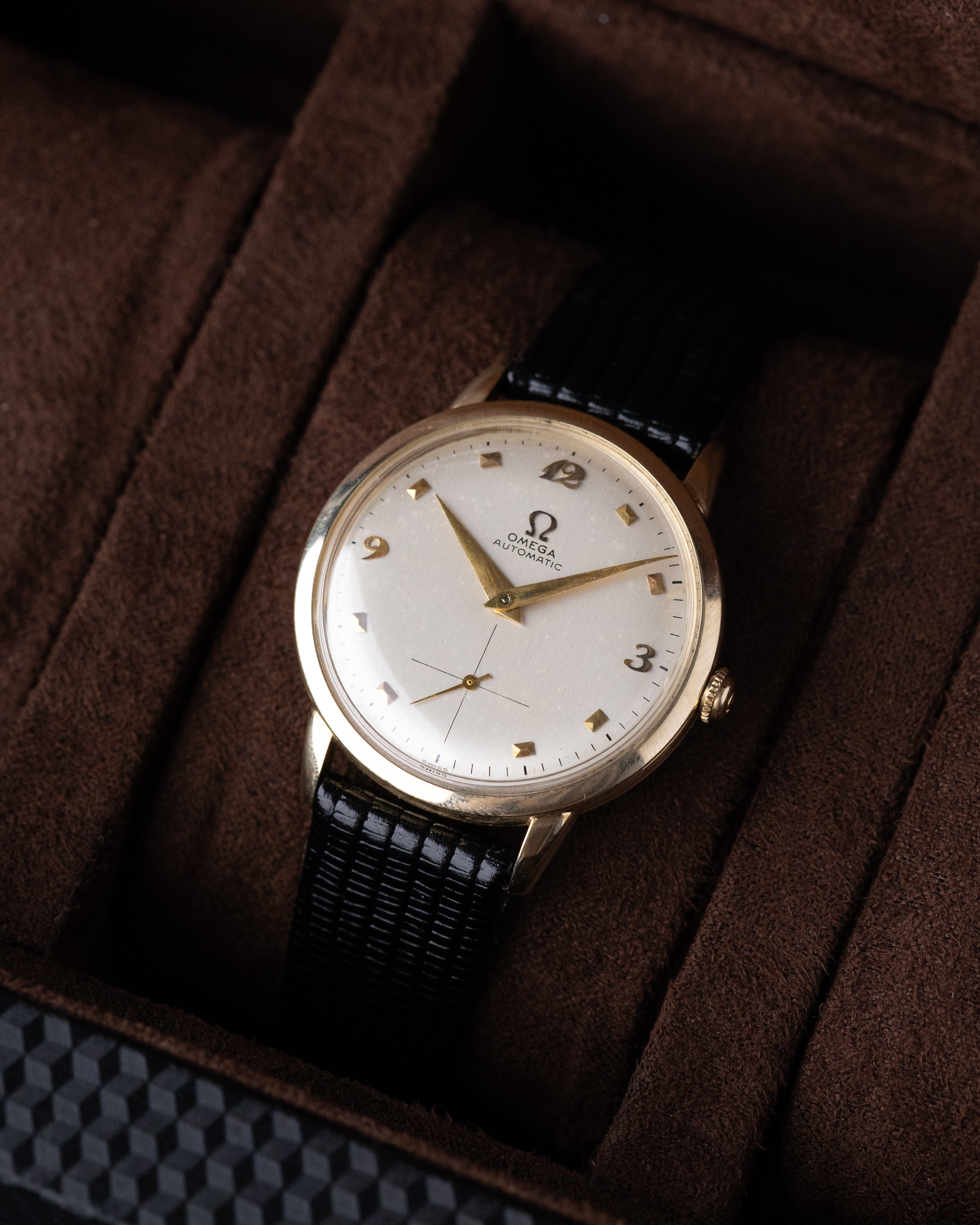 Vintage Omega Automatic Bumper Cal. 342, 14K Gold - Filled Dress Watch from 1947 - DuMarko