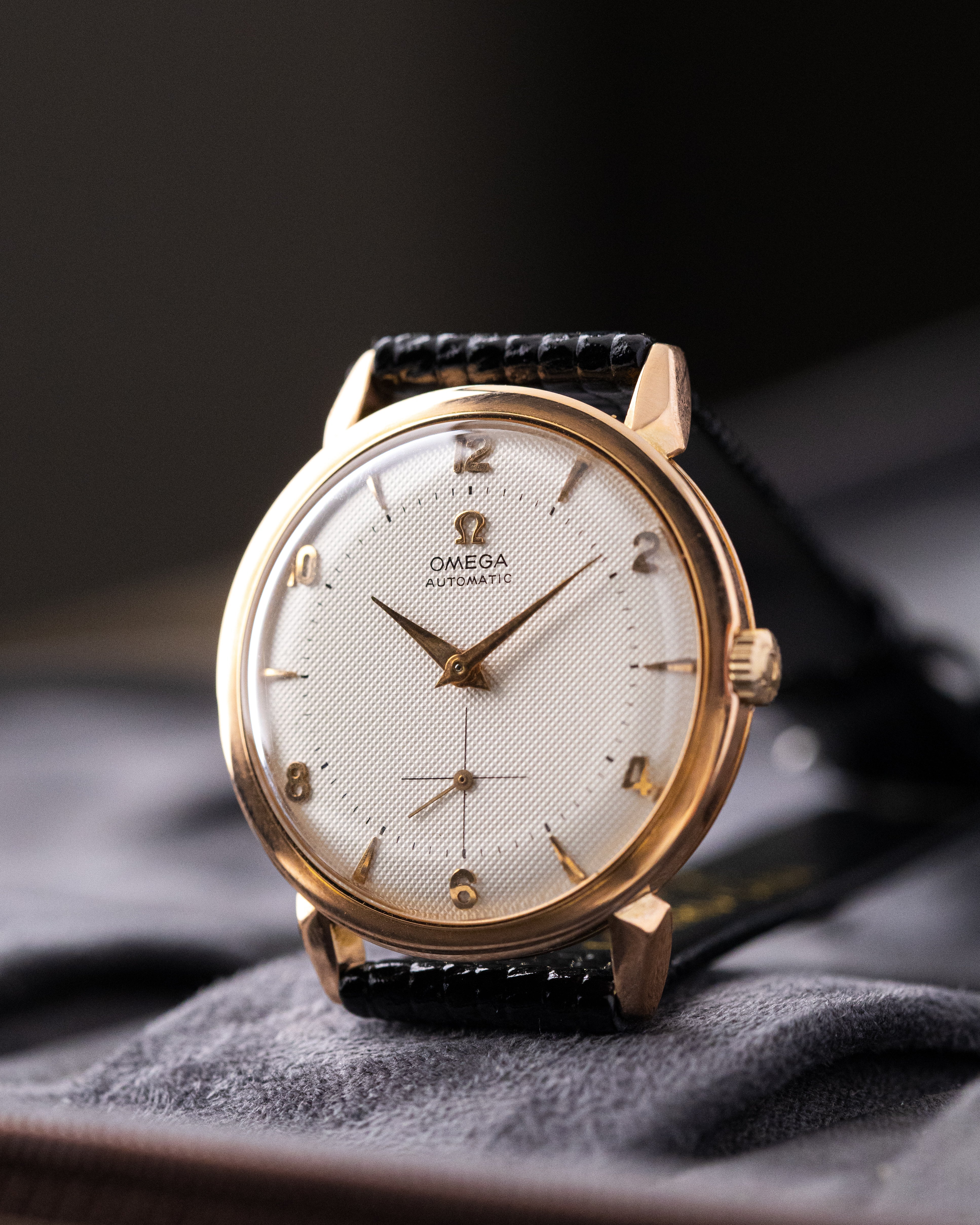 Vintage Omega Automatic, Solid 18K Gold Case, Honeycomb (Waffle