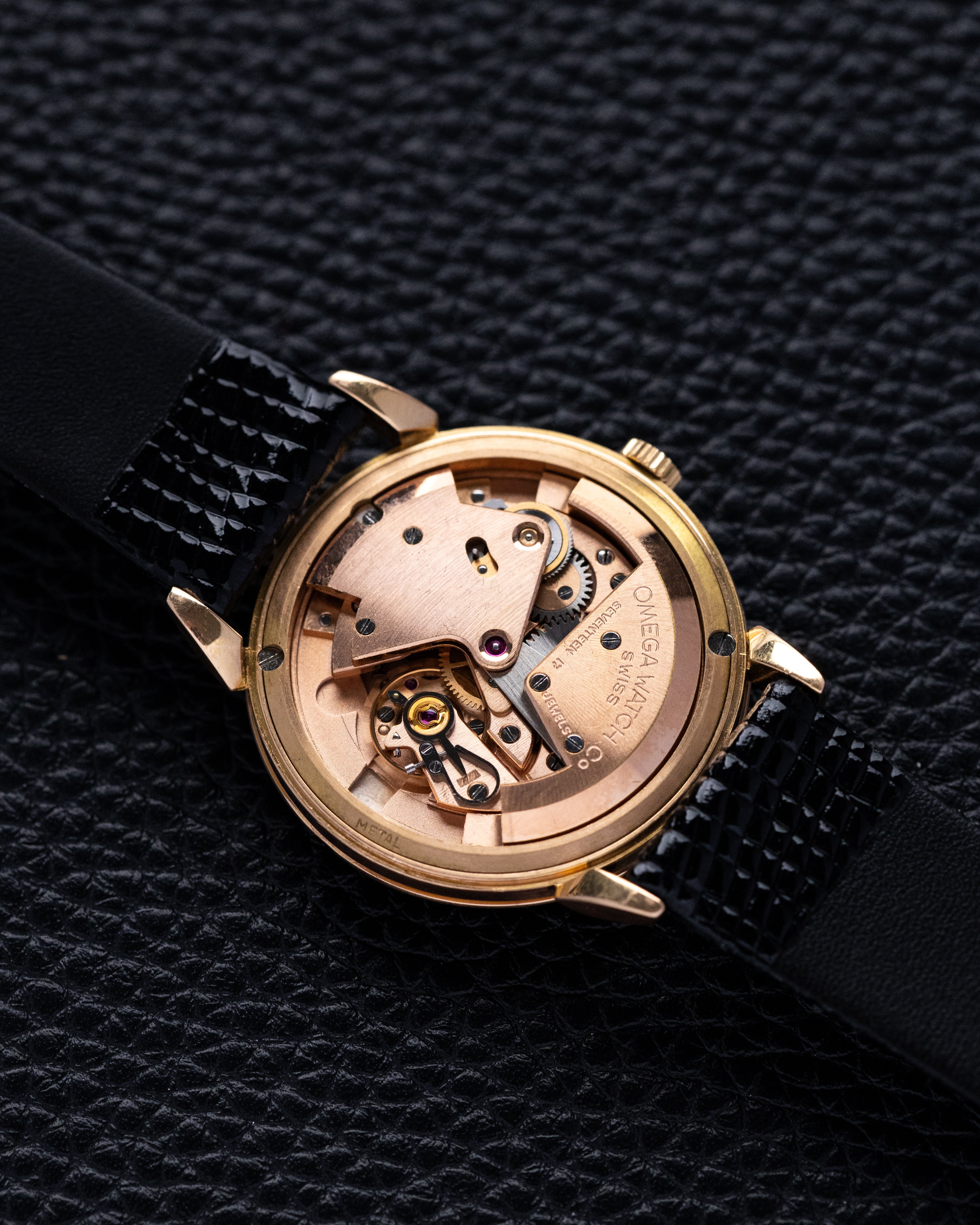 Vintage Omega Automatic, Honeycomb (Waffle) Crosshair Dial, Ref. 2709, Cal. 344 from 1952 - DuMarko