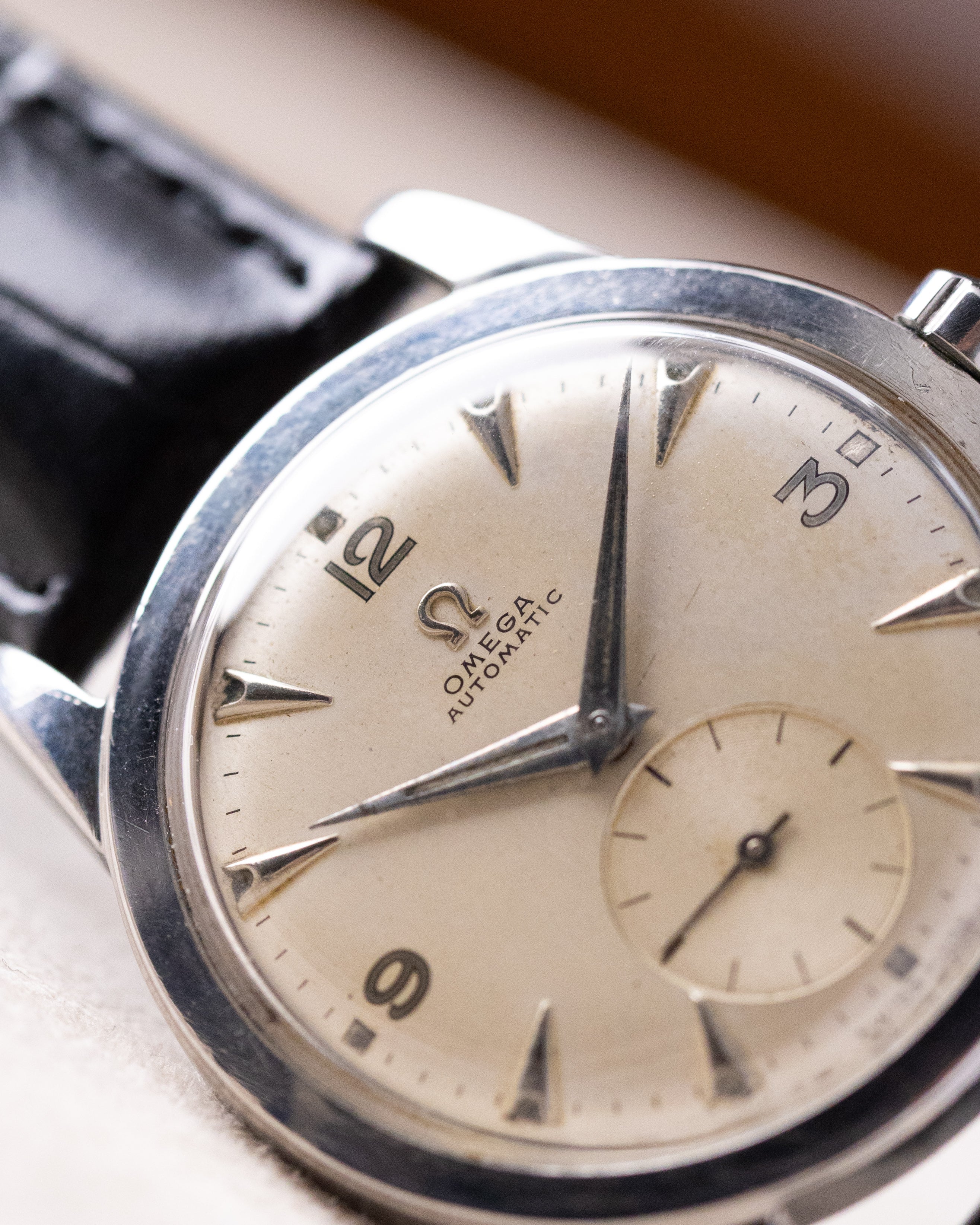 Vintage Omega Automatic, Ref. 2576 - 10, Patina Dial, Sub Seconds, Bumper Cal. 344 Circa 1952 - DuMarko