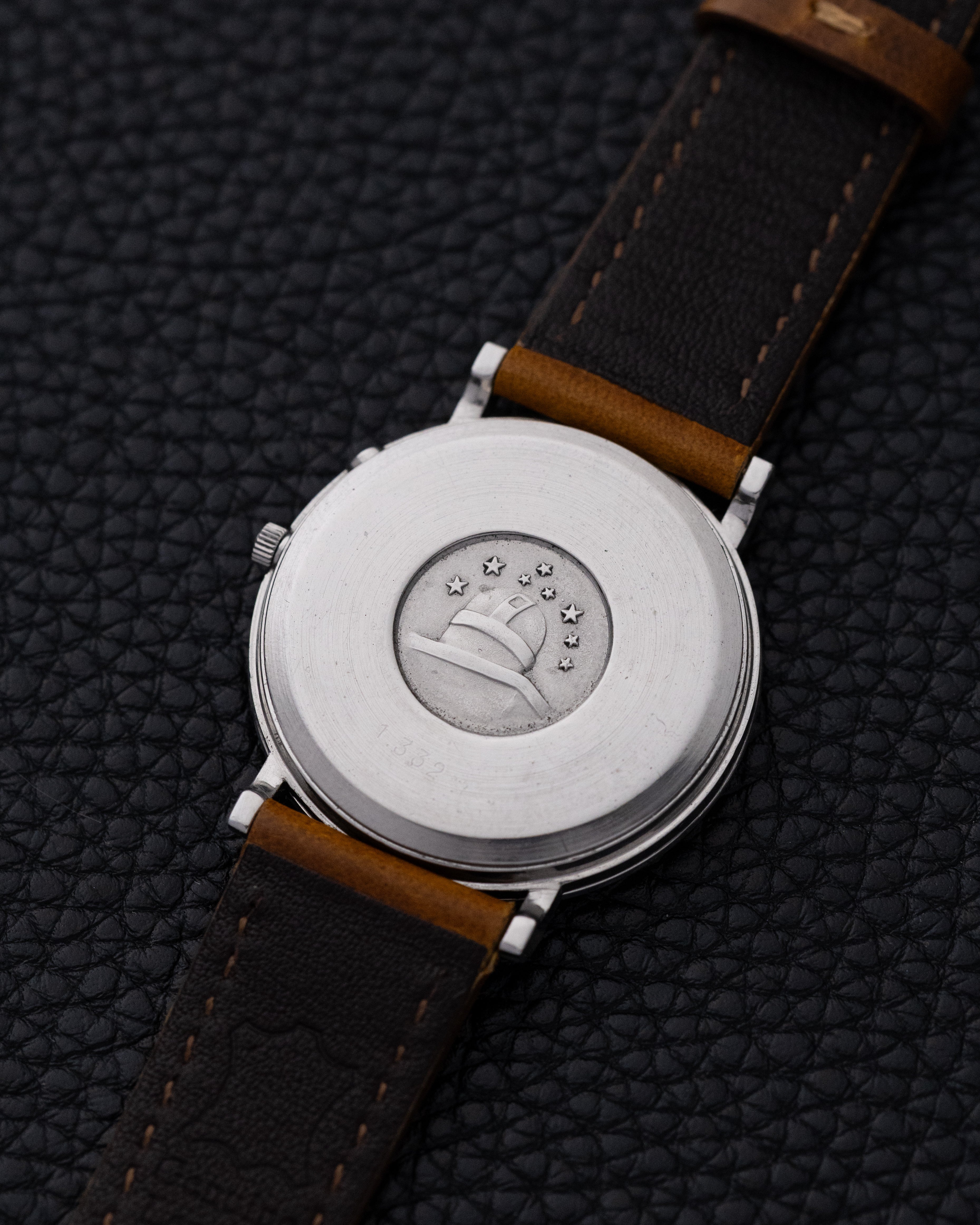 Vintage Omega Constellation Quartz, Swiss Watch, Ref. 196.0138, Cal. 1332. from 1970's - DuMarko