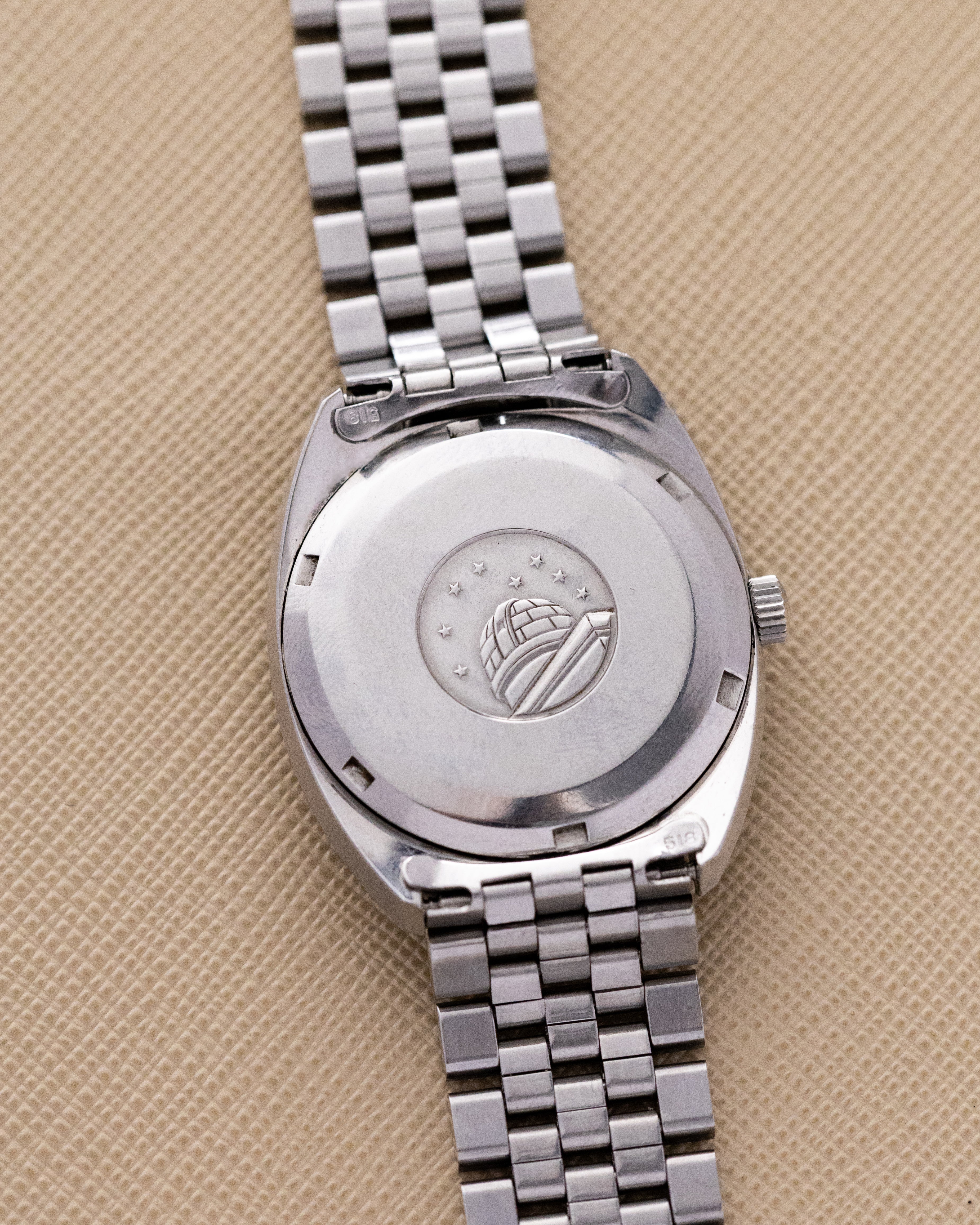 Vintage Omega Constellation Watch, C - Shape Case, Ref. 168017, Grey Dial Date, Cal. 564 c.1970 - DuMarko