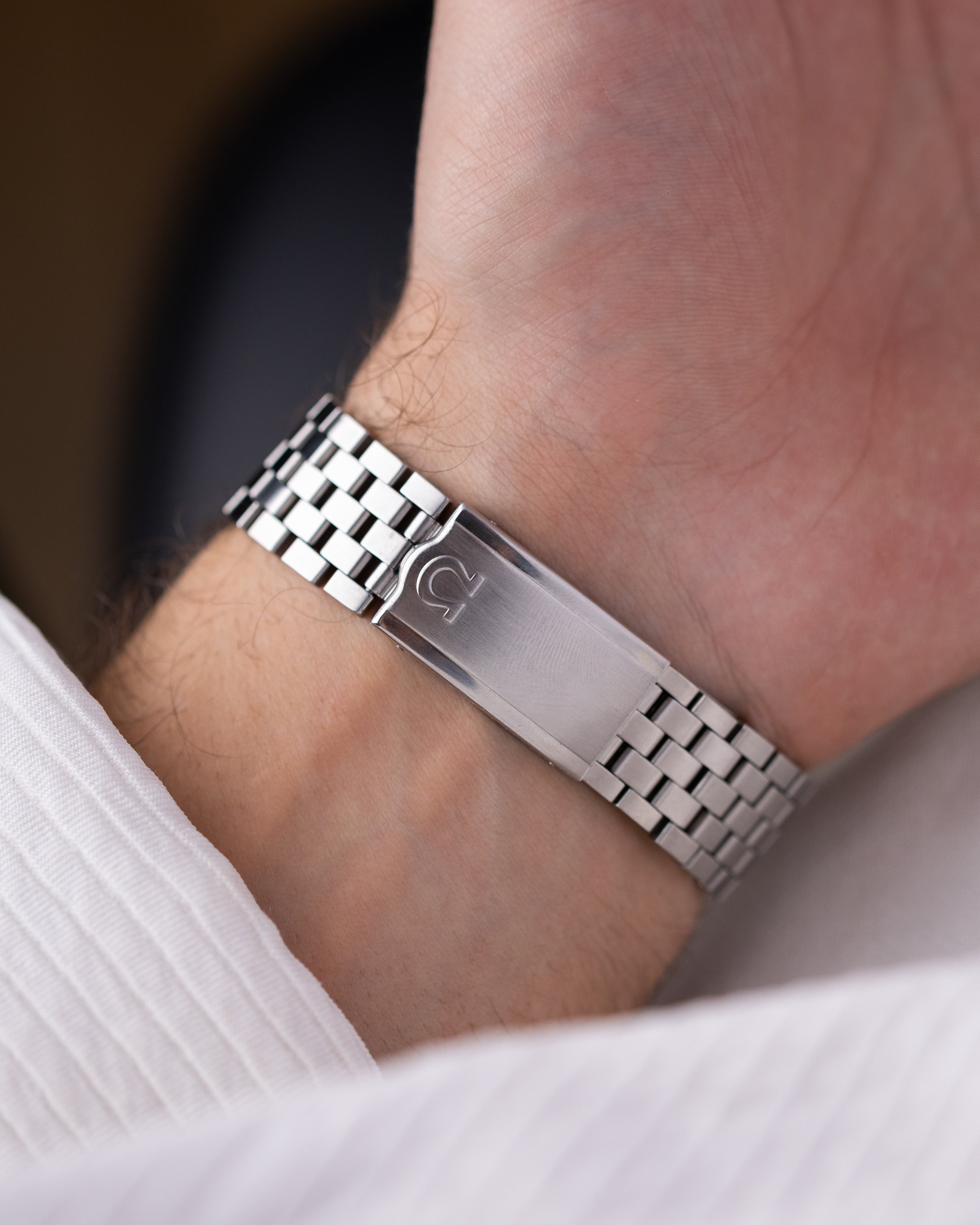 Vintage Omega Constellation Watch, C - Shape Case, Ref. 168017, Grey Dial Date, Cal. 564 c.1970 - DuMarko