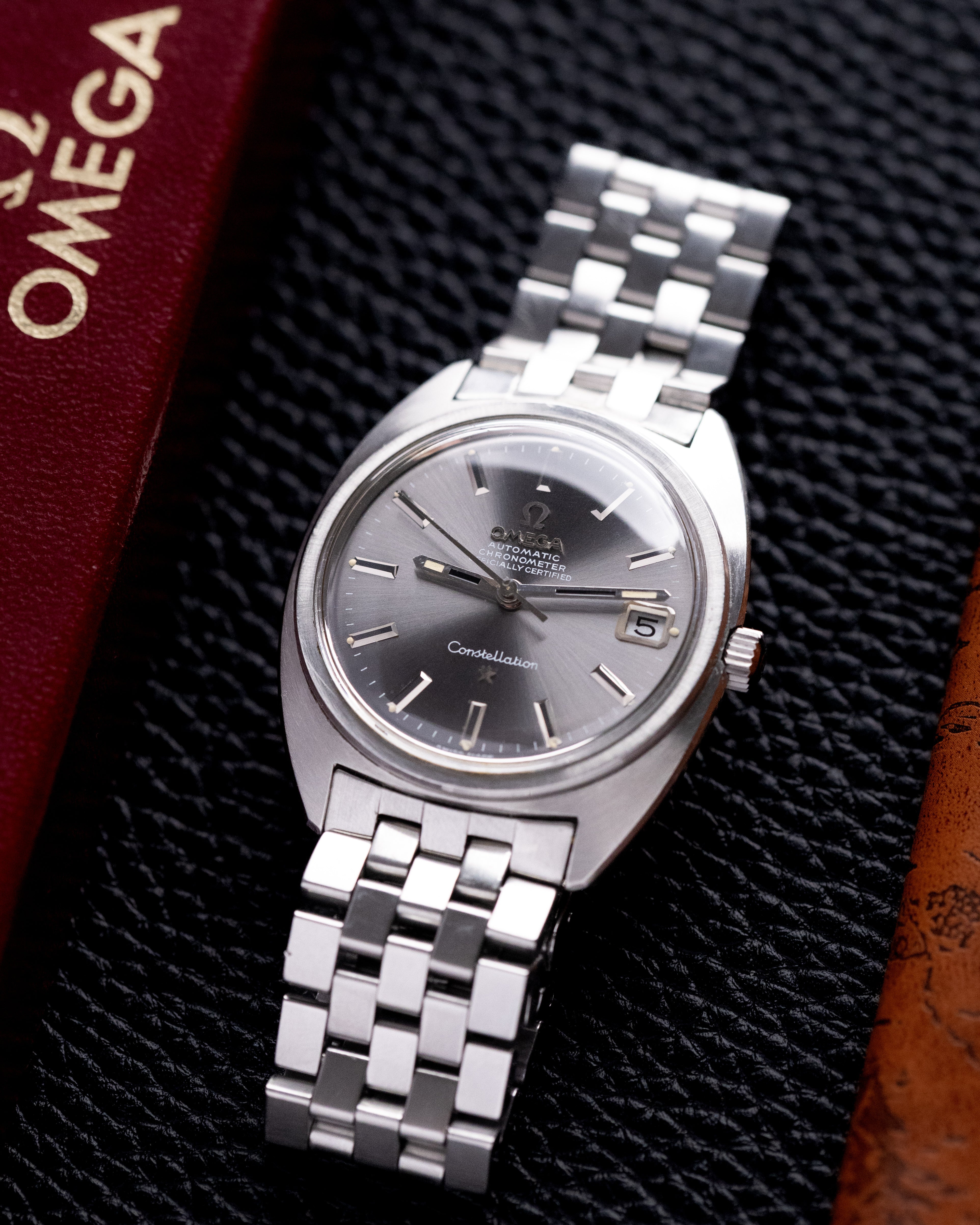 Vintage Omega Constellation Watch, C - Shape Case, Ref. 168017, Grey Dial Date, Cal. 564 c.1970 - DuMarko