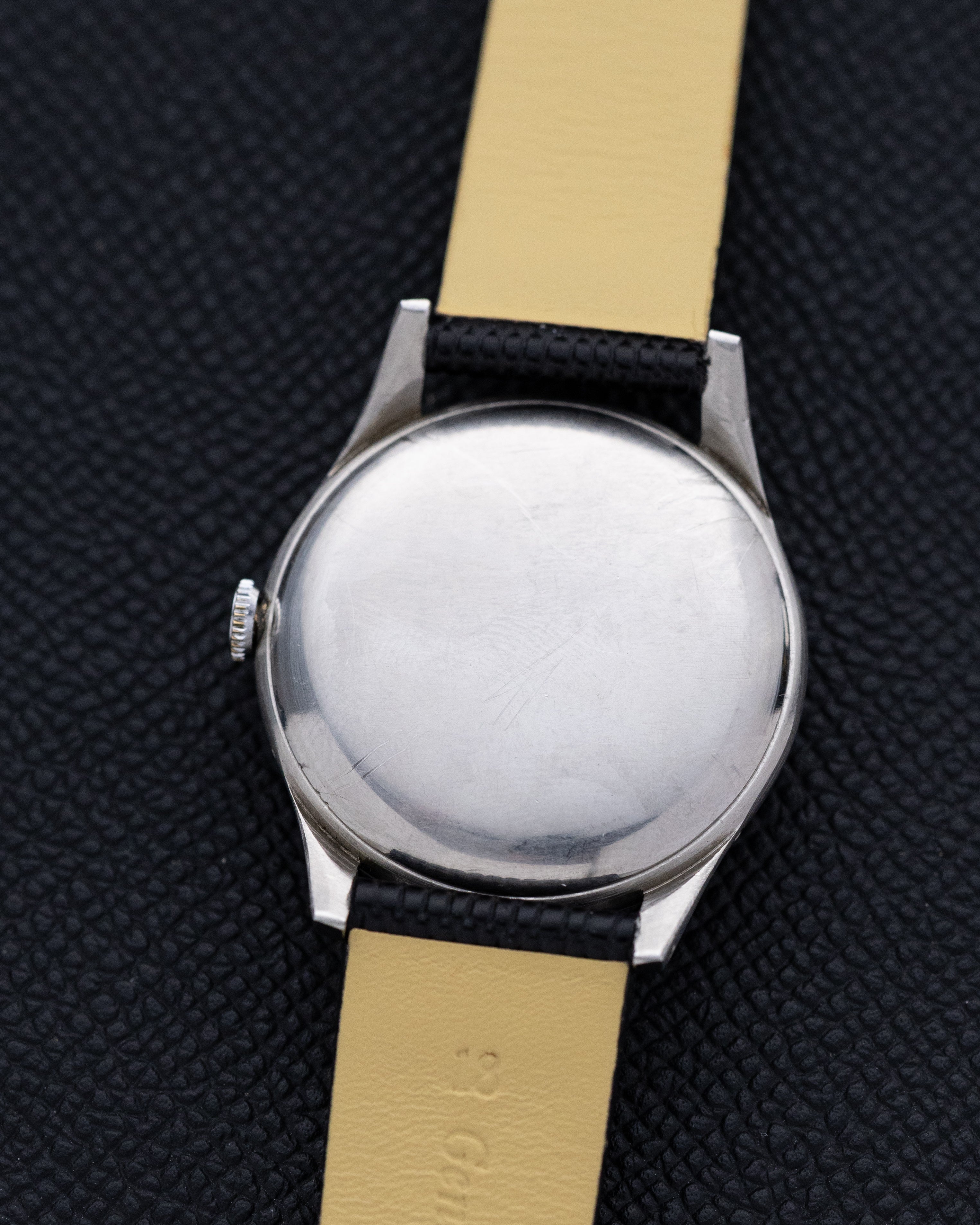 Vintage Omega Cosmic, Triple Calendar, Moonphase Ref. 2471/1, Radium dial - DuMarko