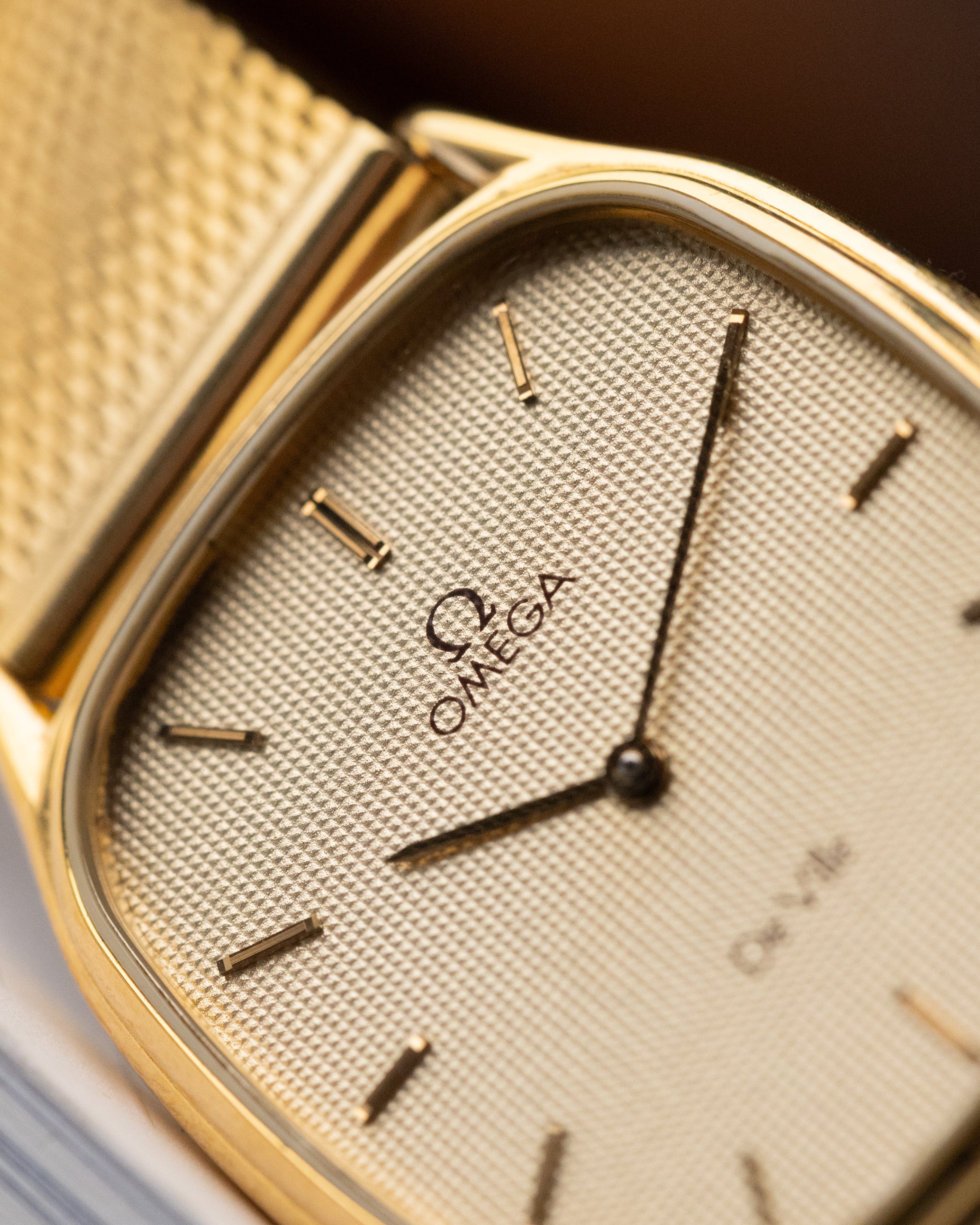 Vintage Omega De Ville, Art Deco Tank, Quartz Cal. 1377, Swiss Made - DuMarko