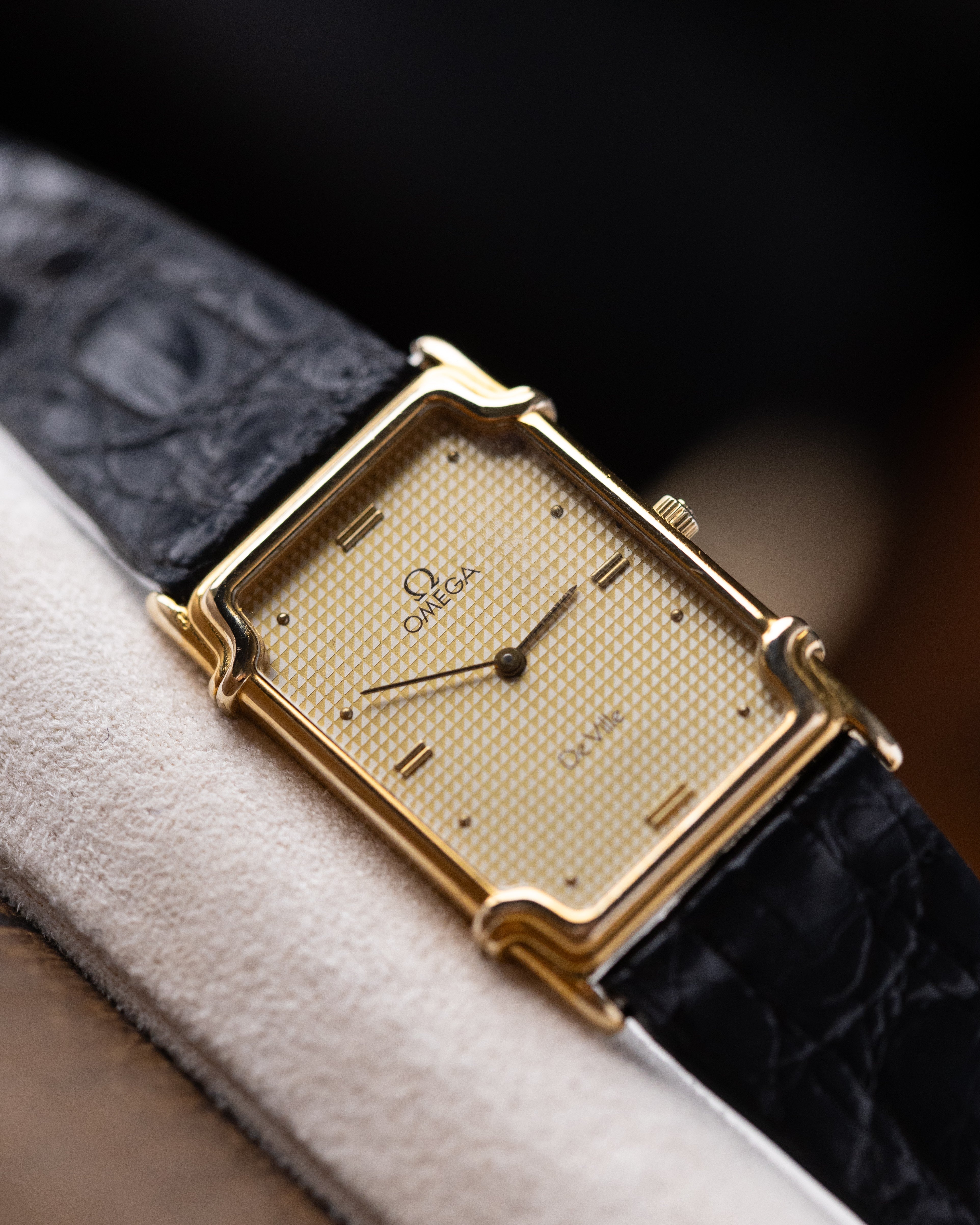 Vintage Omega De Ville Challenge Tank, Champagne guilloché dial from 1982 - DuMarko