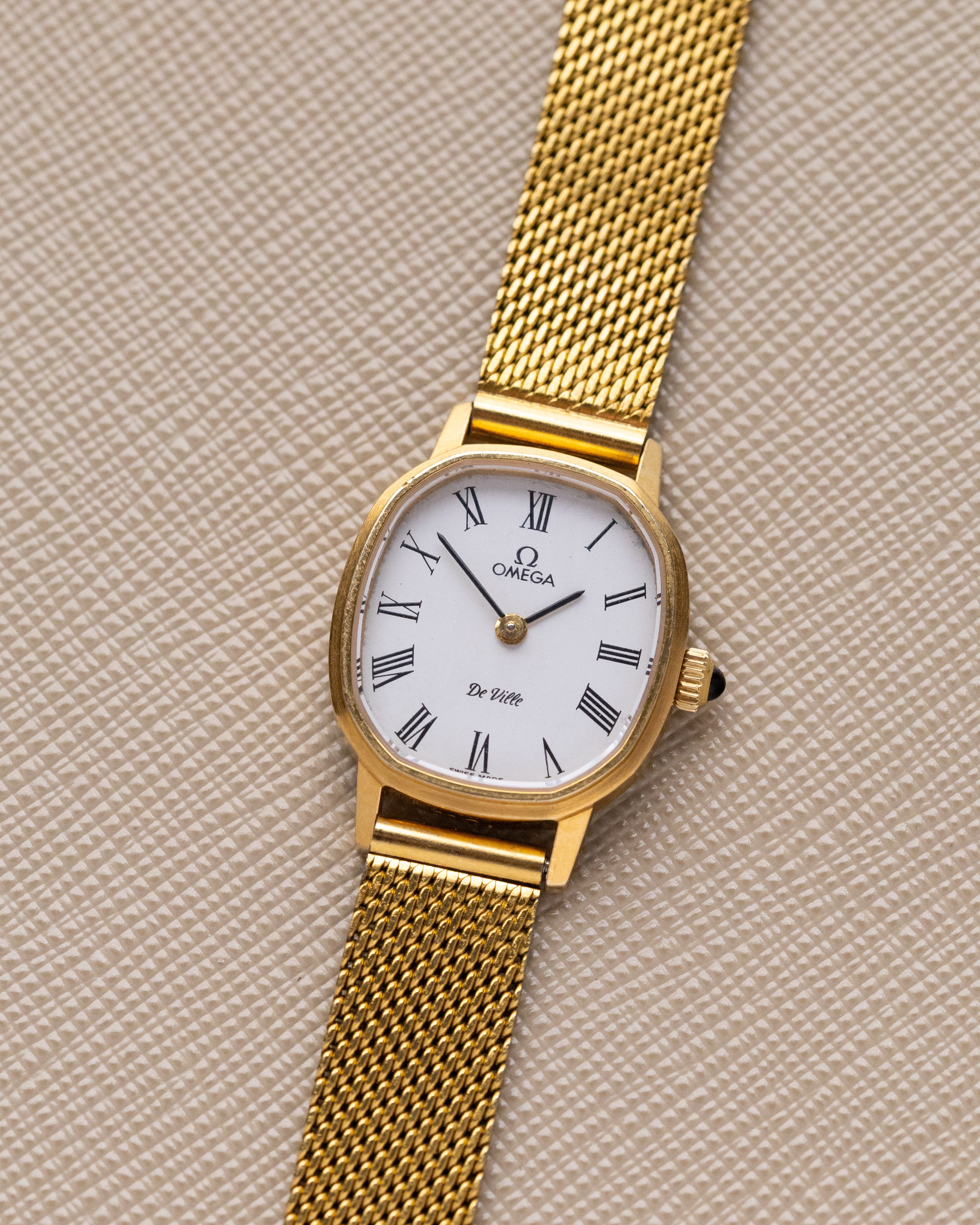 Vintage Omega De Ville Ladies Swiss Watch, Roman Numerals, Cabochon Crown, Cal. 625 from 1978 - DuMarko