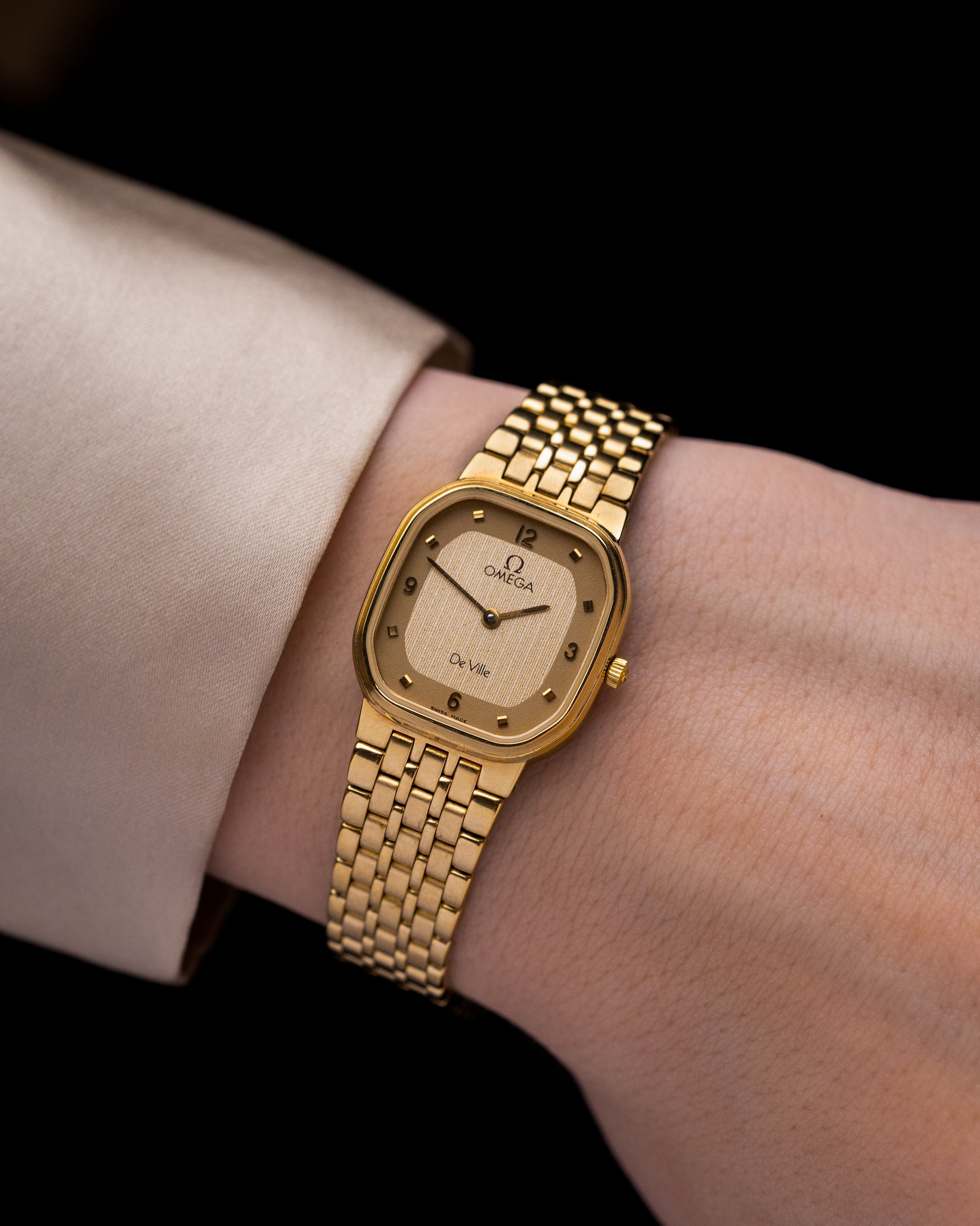 Vintage Omega De Ville Ladies Watch, NOS, Quartz Cal. 1375, Two - Tone Champagne Dial from 1982 - DuMarko