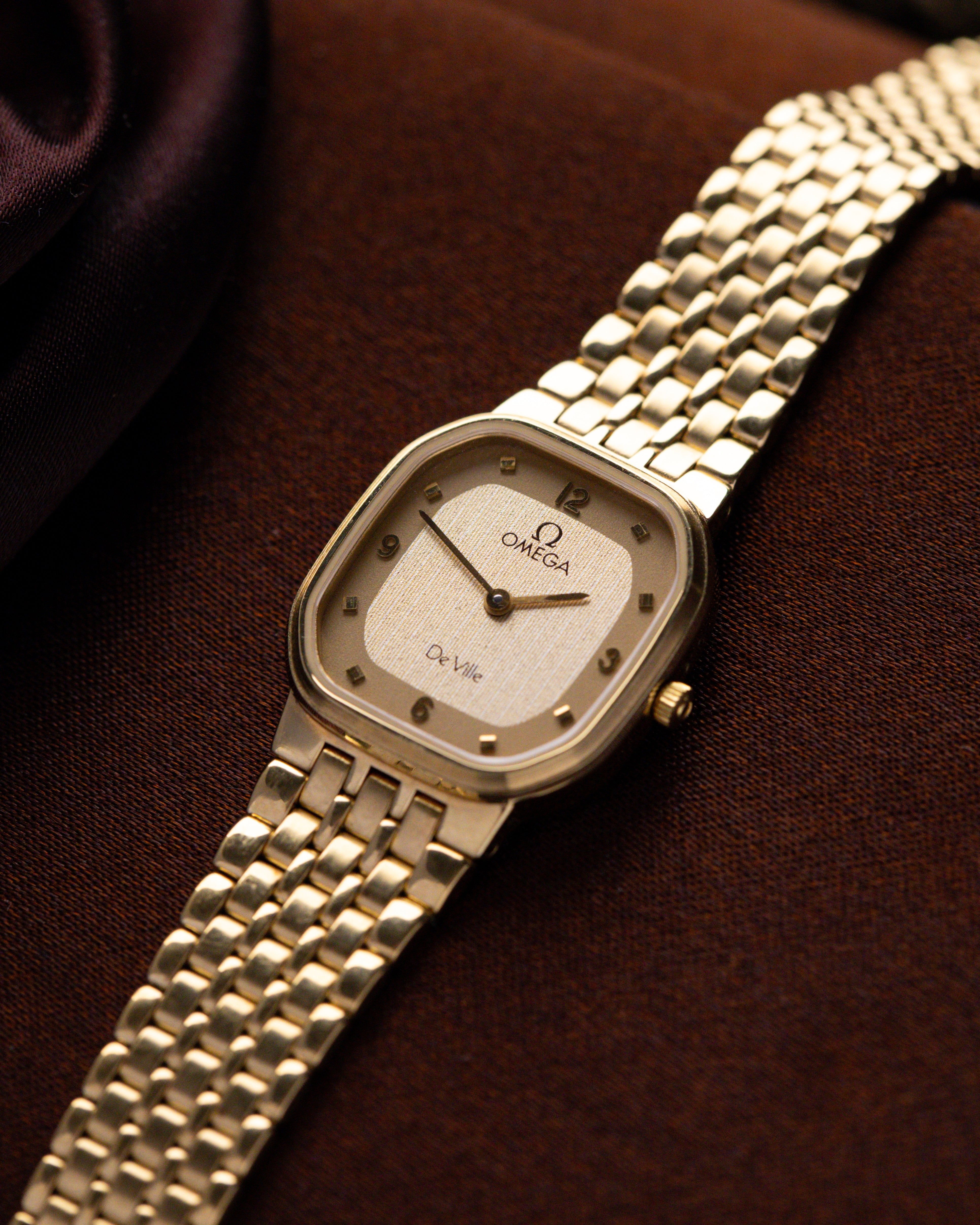 Vintage Omega De Ville Ladies Watch, NOS, Quartz Cal. 1375, Two - Tone Champagne Dial from 1982 - DuMarko