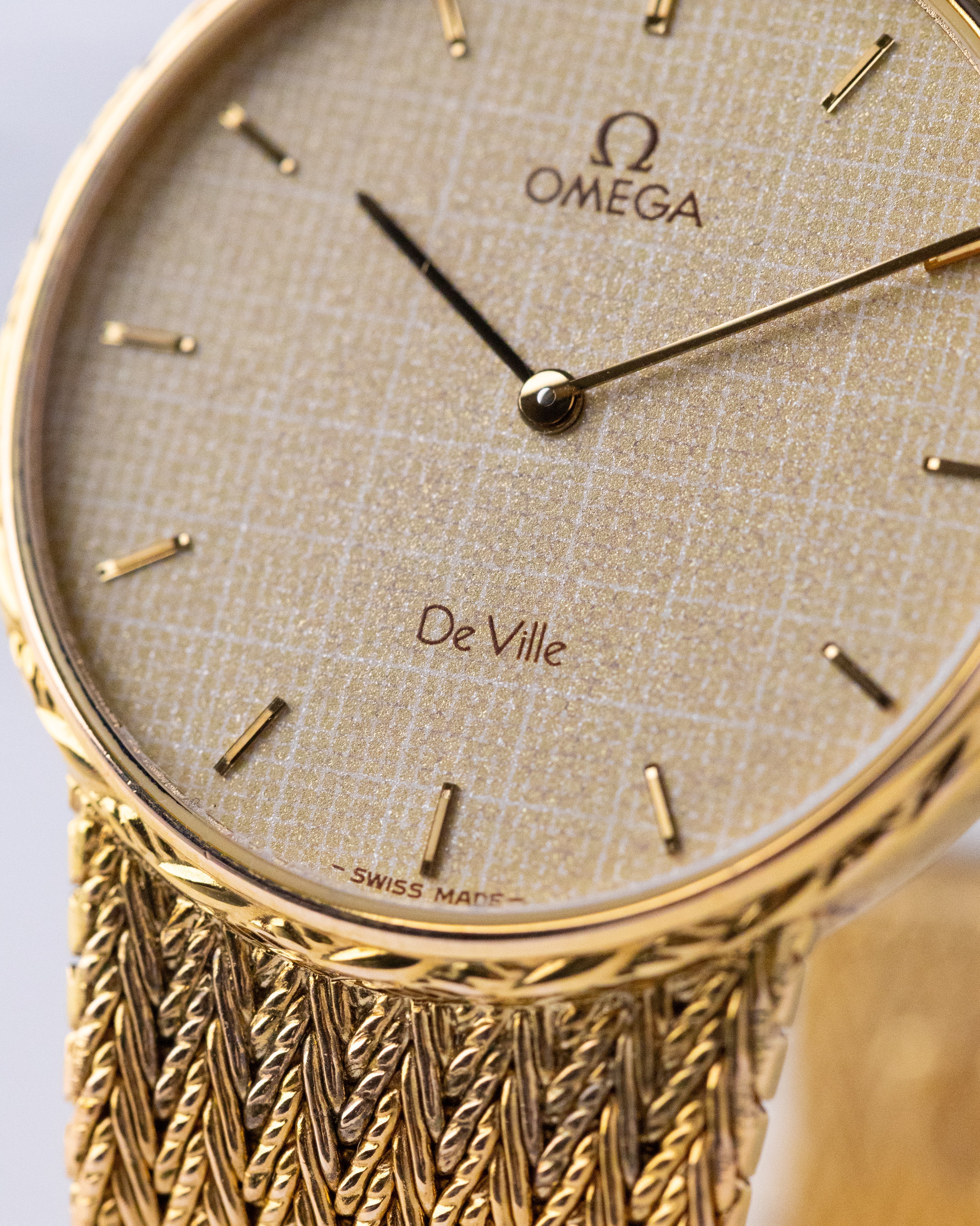 Vintage Omega De Ville Swiss Watch, Champagne crosshatched dial, Quartz Watch from 1980's - DuMarko