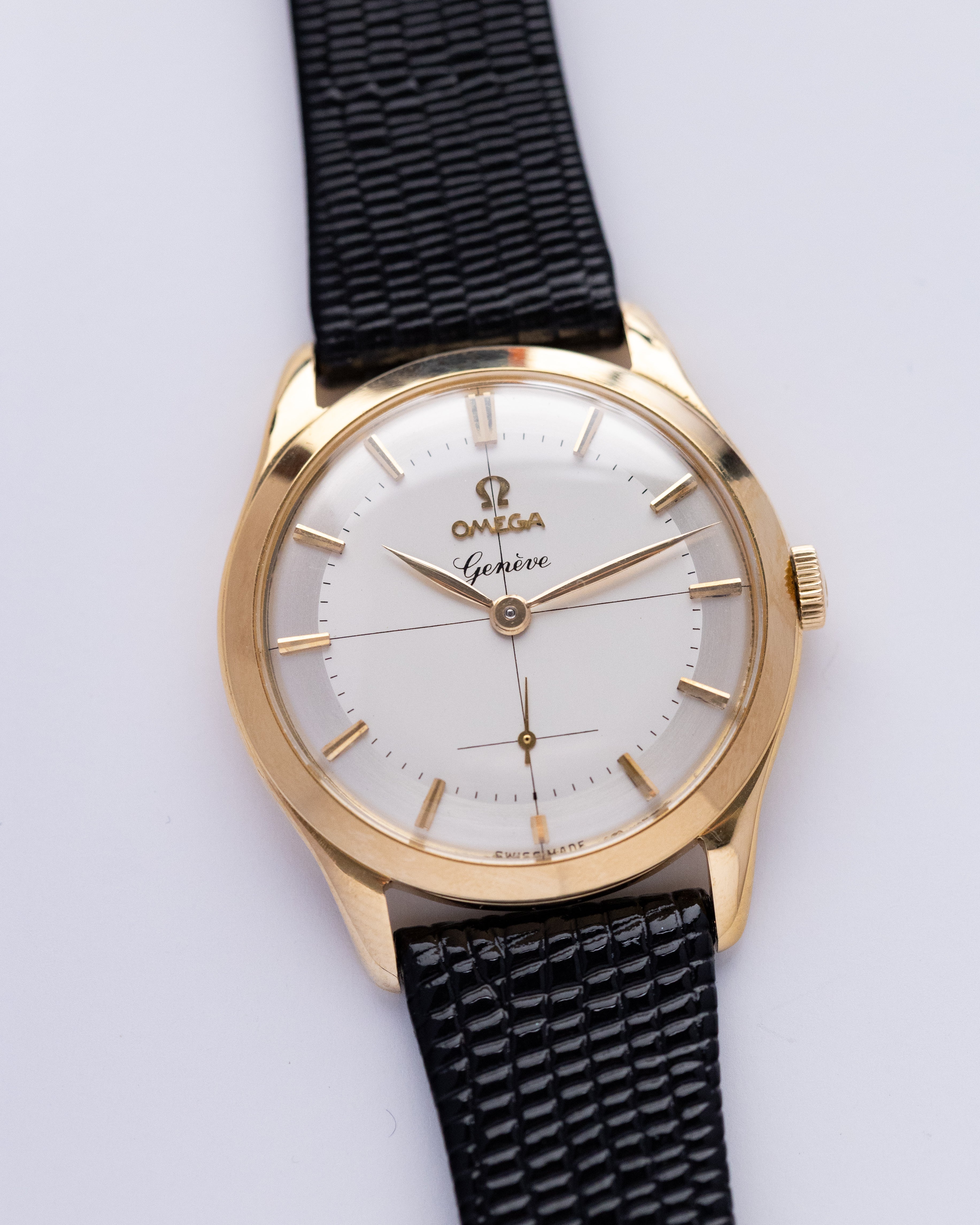 Vintage Omega Genève Two - tone Crosshair Dial, Ref. 2619, 18K Solid Gold Case from 1950 - DuMarko
