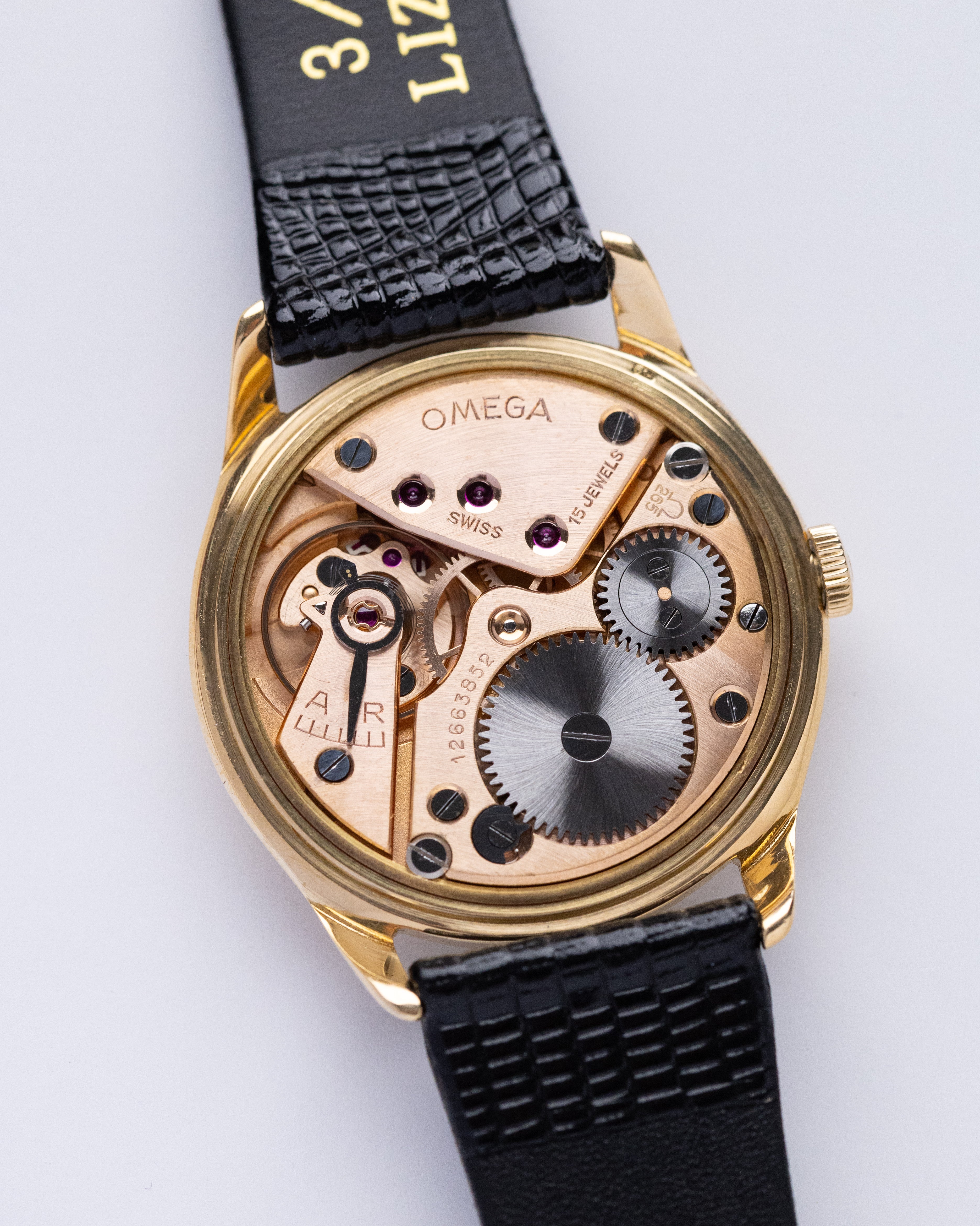 Vintage Omega Genève Two - tone Crosshair Dial, Ref. 2619, 18K Solid Gold Case from 1950 - DuMarko