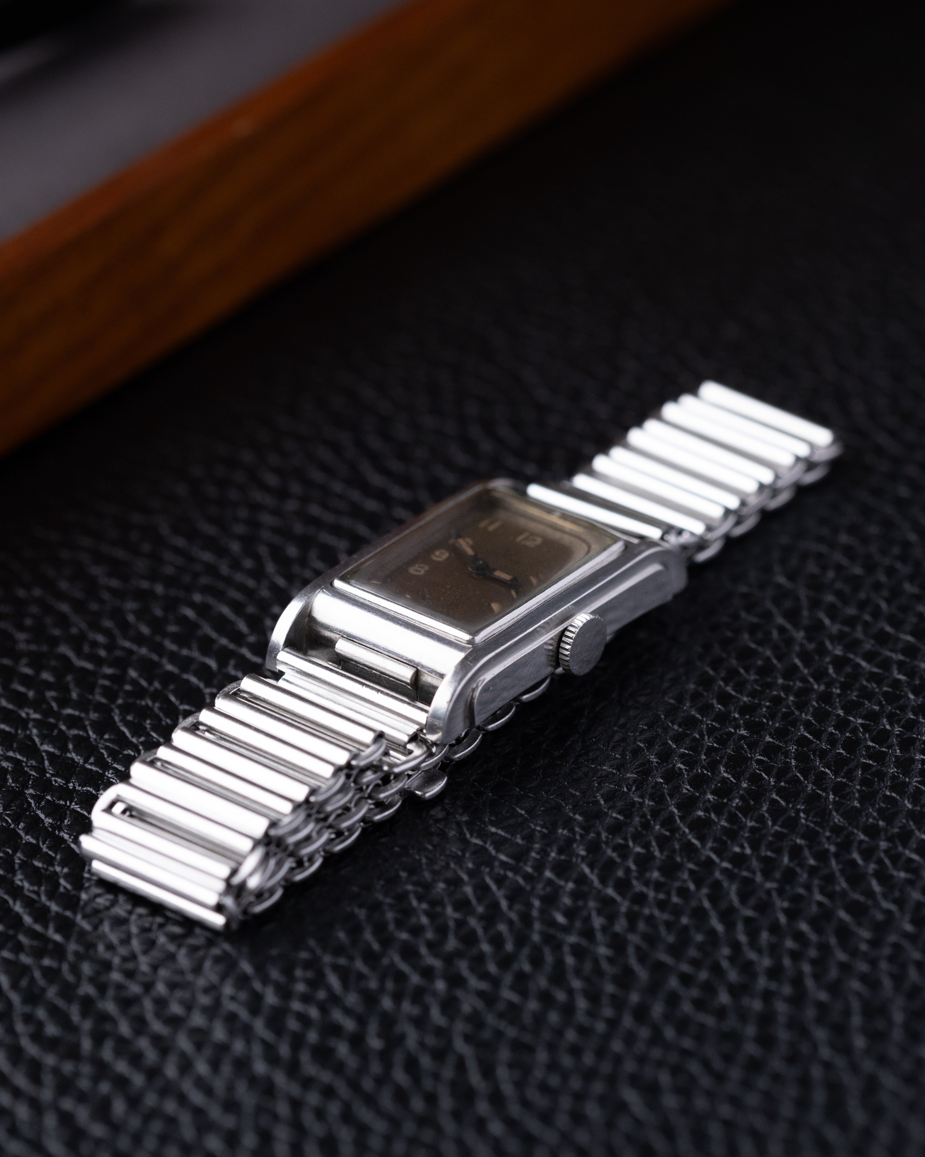 Vintage Omega Marine Standard CK 3635 Swiss Watch, Cal. T17 Movement, Bronze Patina Dial from 1939 - DuMarko