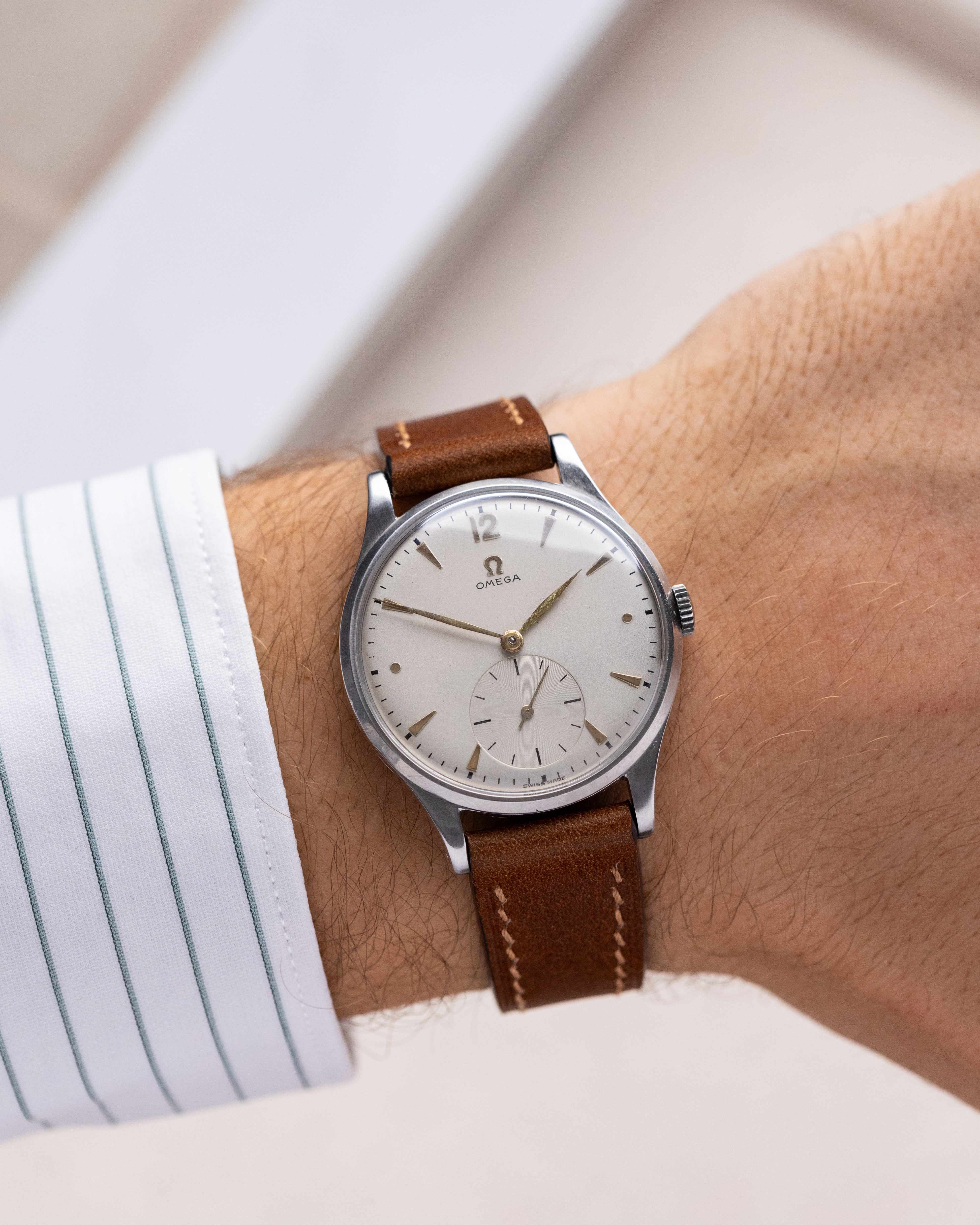 Vintage Omega Oversized Jumbo Case, Cal. 265, Cream dial, Ref. 2609 - 6 from 1950 - DuMarko