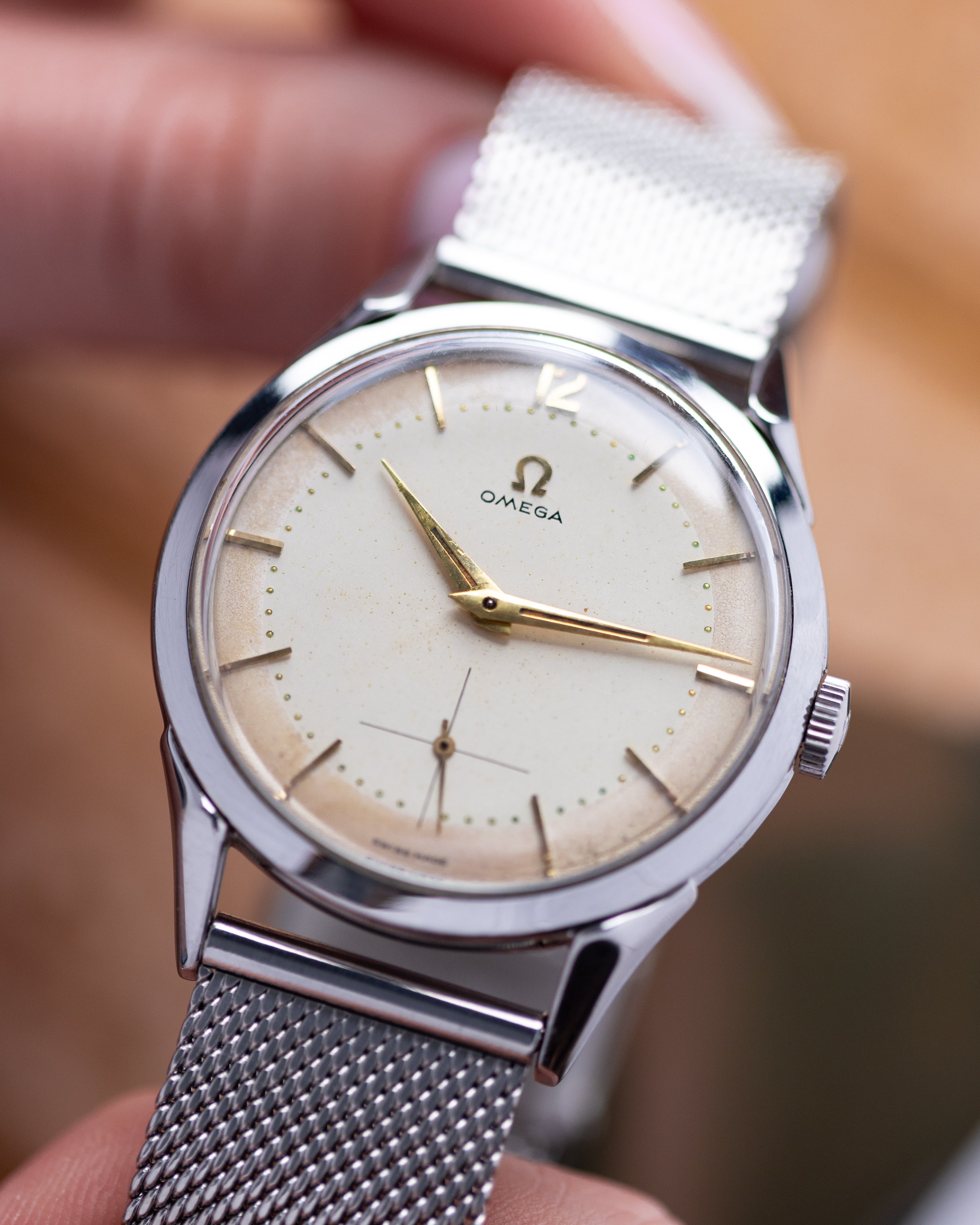 Vintage Omega Ref. 2605 - 18, Cal. 266, Pitted Dial, Swiss Made - DuMarko