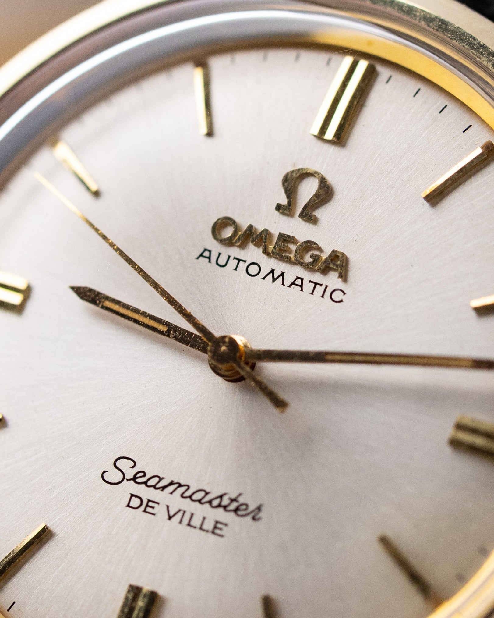 Vintage Omega Seamaster De Ville Ref. B 6320, Swiss Watch, Automatic Cal. 670 from 1966 - DuMarko