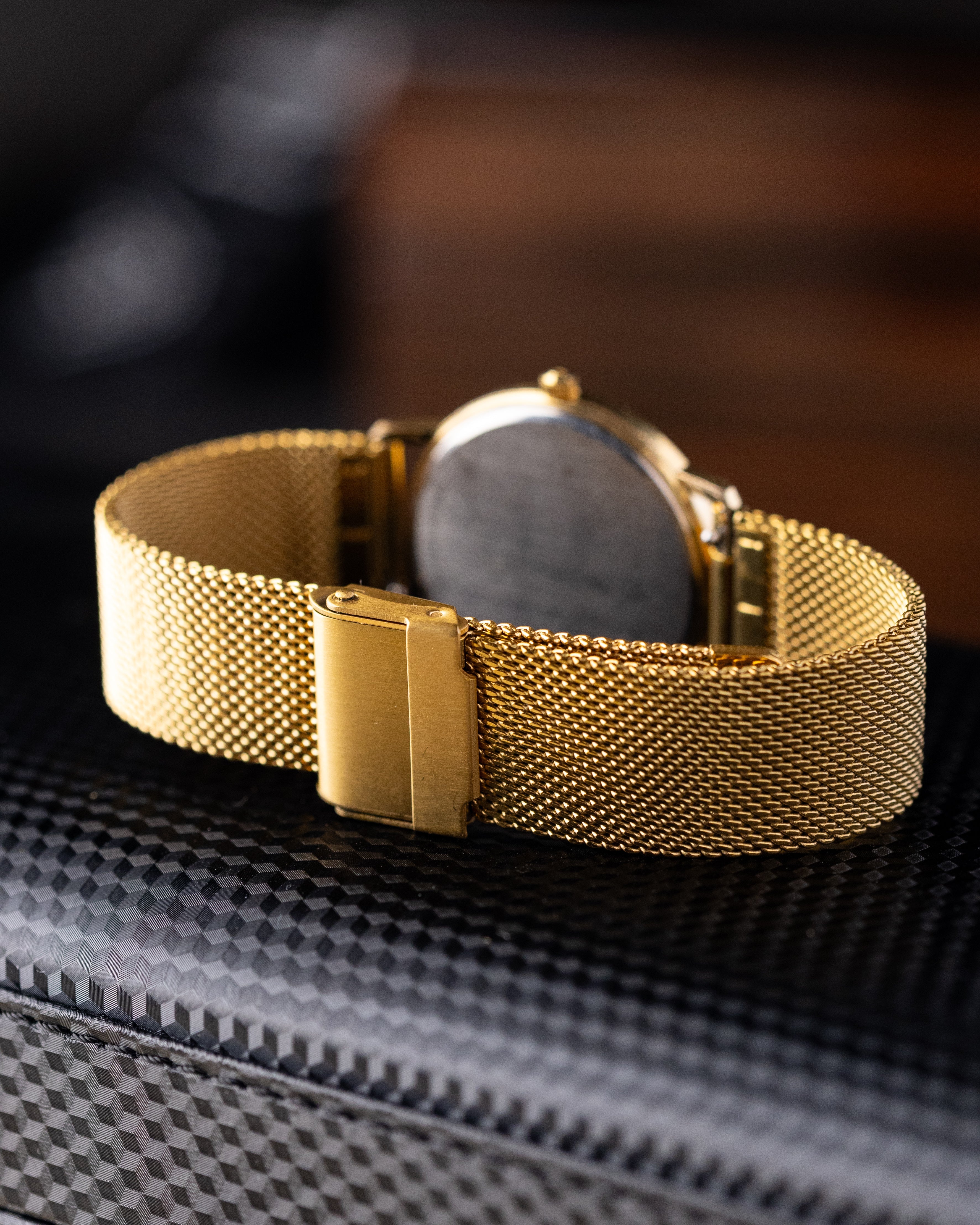 Vintage Omega Swiss Watch, Cream Dial, Quartz Cal. 1417 Ref. 195.0059 from 1982 - DuMarko