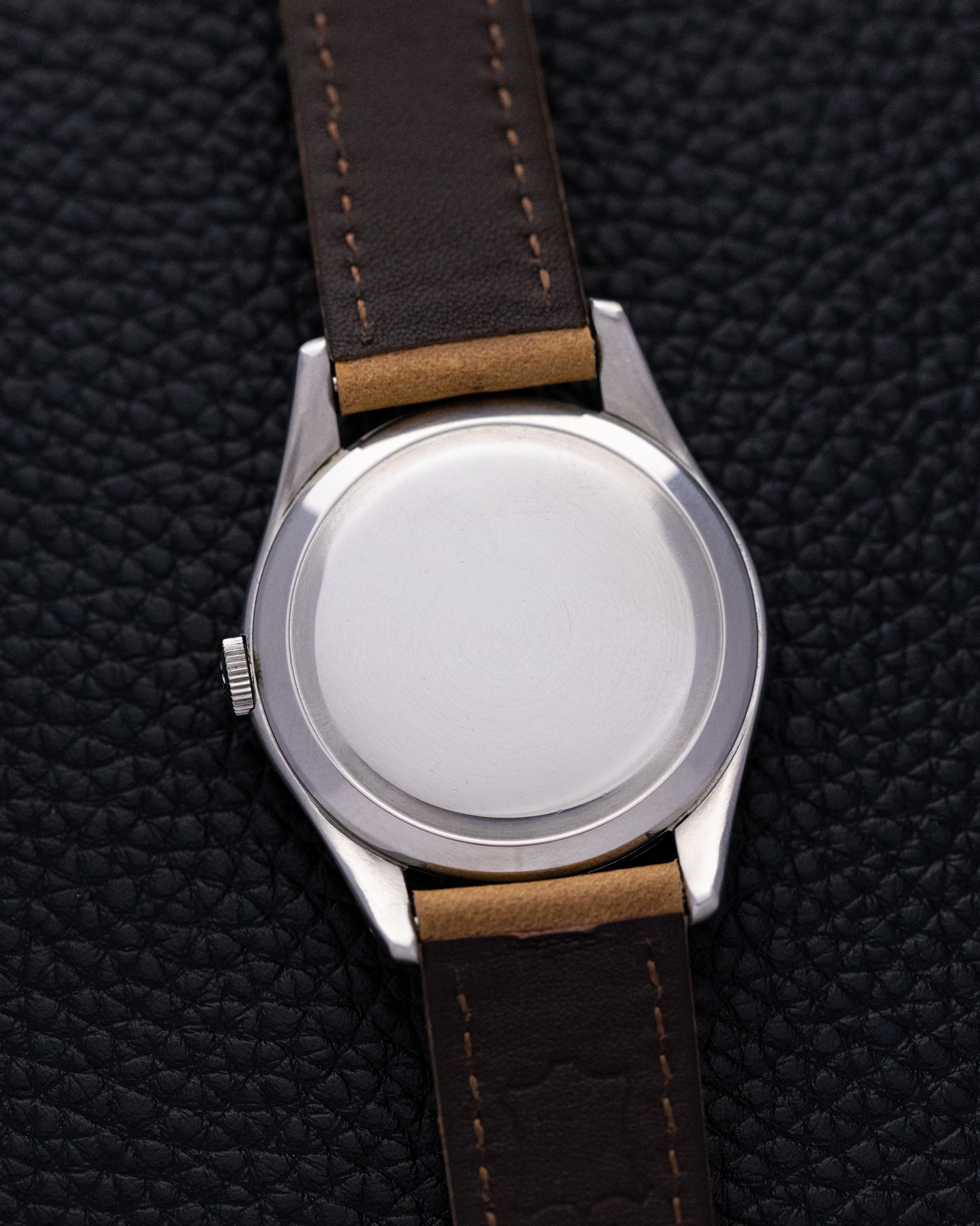 Vintage Omega Swiss Watch, Cream Dial Sub - Second, Ref. 2503 - 18, Cal. 266 from 1952 - DuMarko