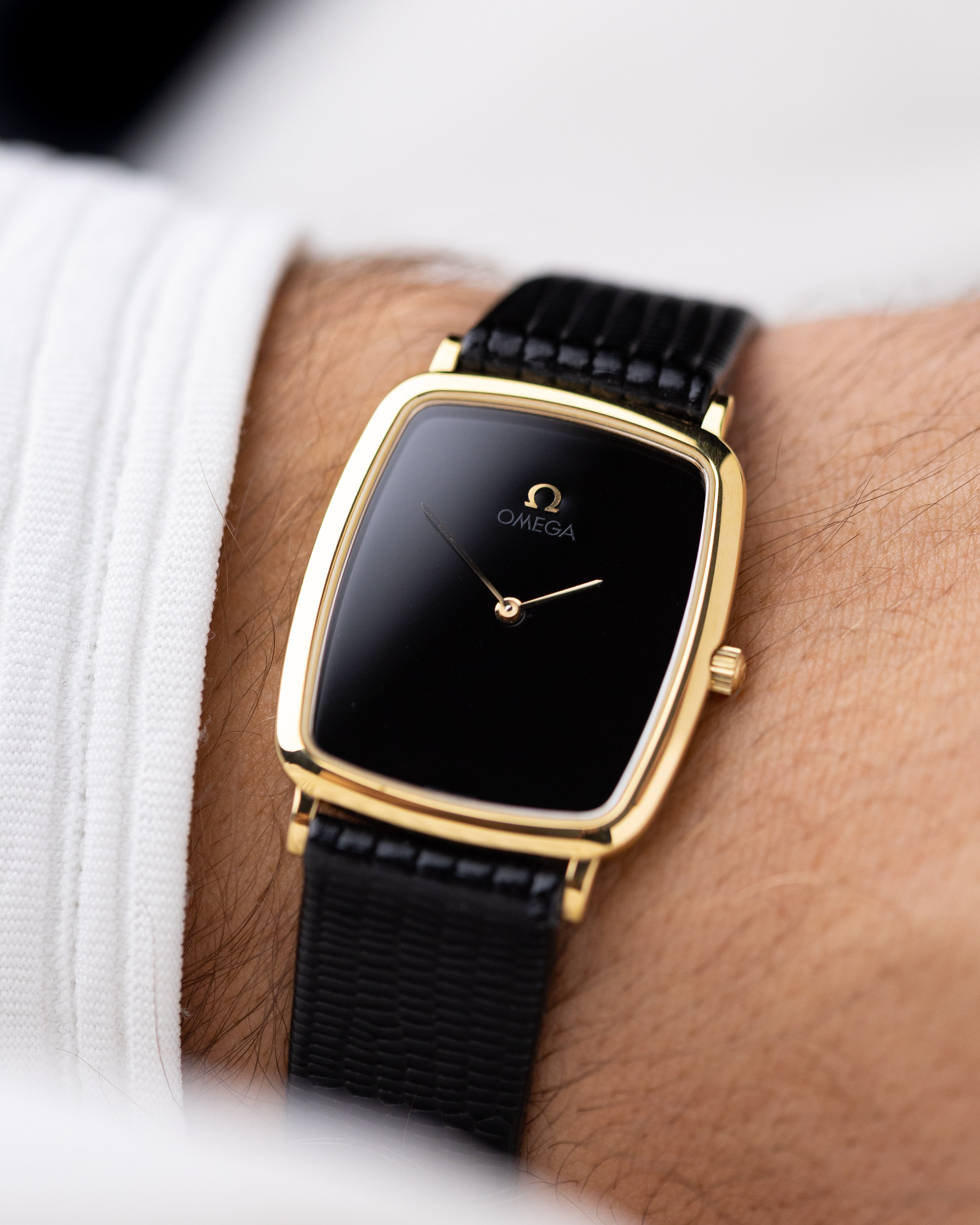 Vintage Omega Swiss Watch, Rare “Onyx” Style Black Dial, Quartz Cal. 1378, Ref. 195.0076 from 1980’s - DuMarko