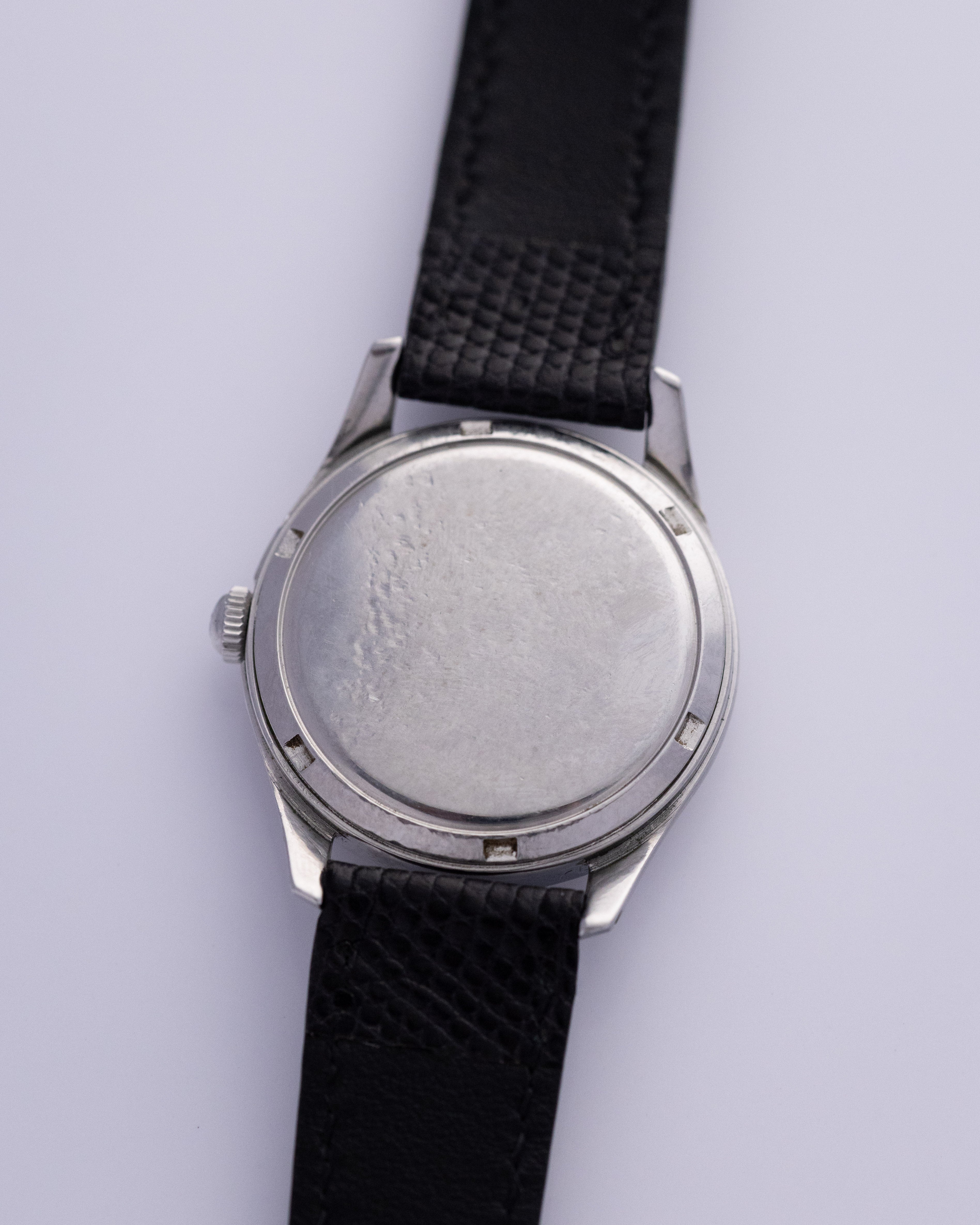 Vintage Omega Swiss Watch, Ref. 2639 - 13, Bullseye/Tuxedo Tropical Patina Dial, Cal. 266 from 1953 - DuMarko