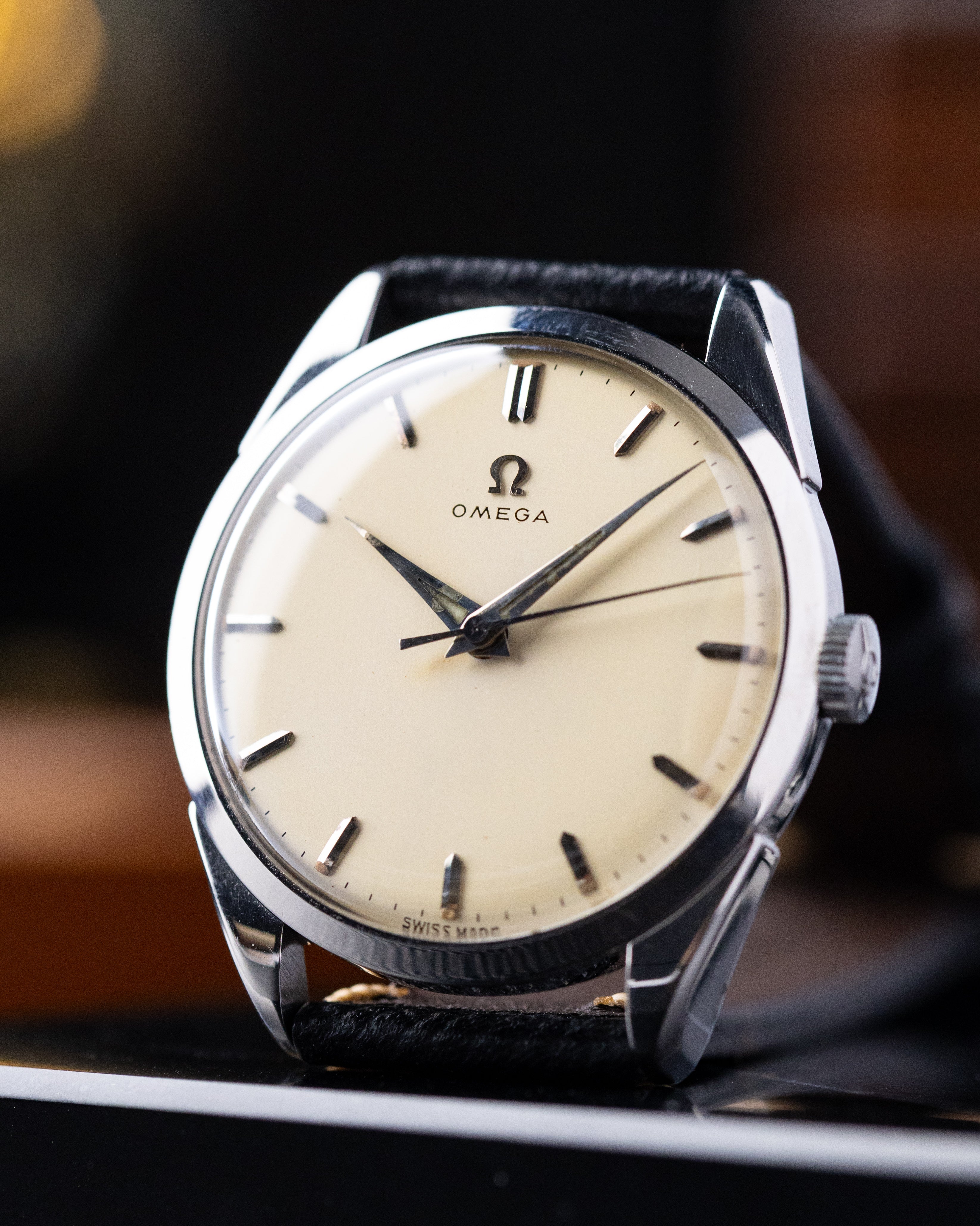 Vintage Omega Swiss Watch, Ref. 2910 - 8 SC, Cal. 284 from 1958 - DuMarko