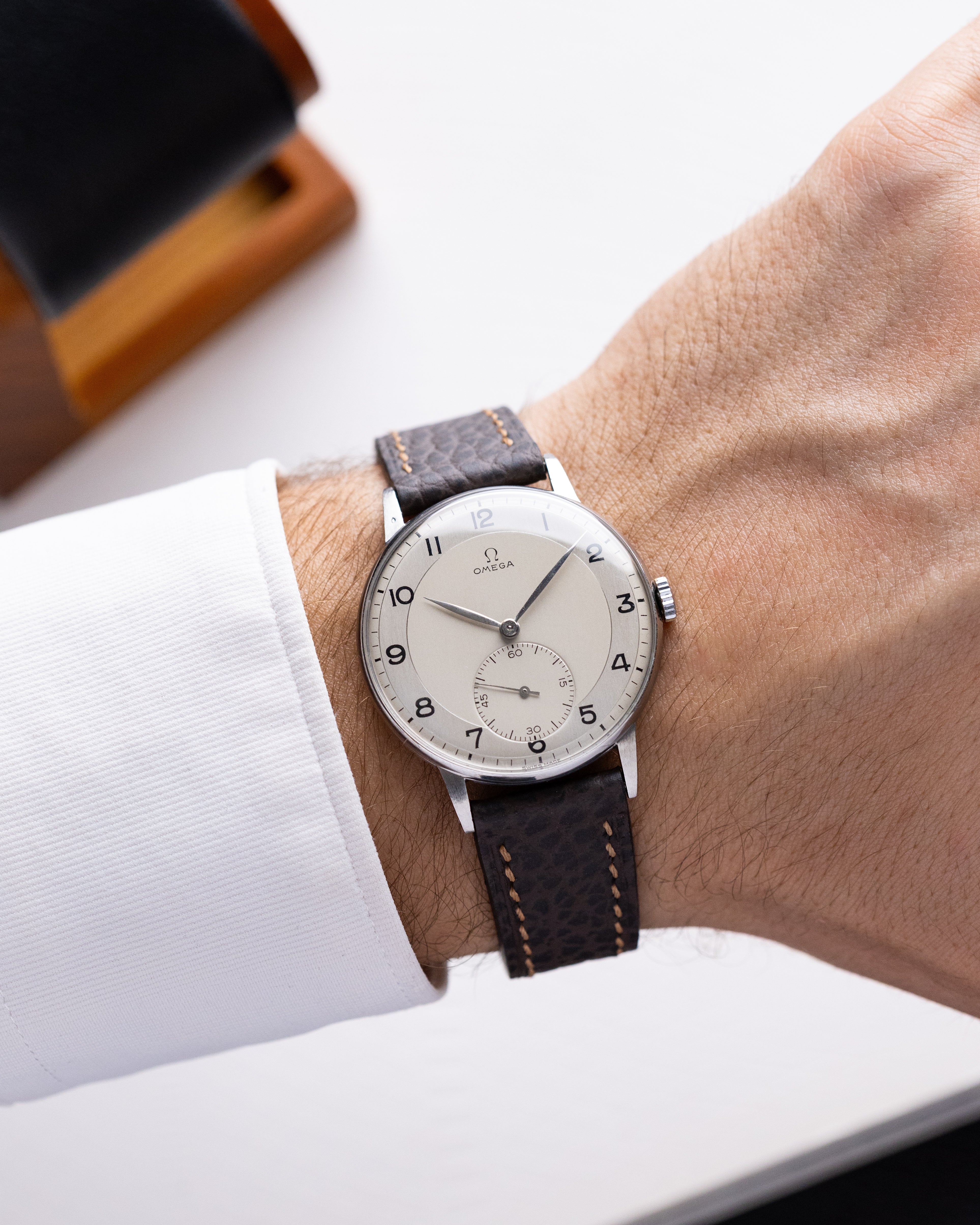 Vintage Omega, Two - tone dial, Ref. 2319/2, Oversized case, Swiss Made Cal. 30T1 from 1944 - DuMarko