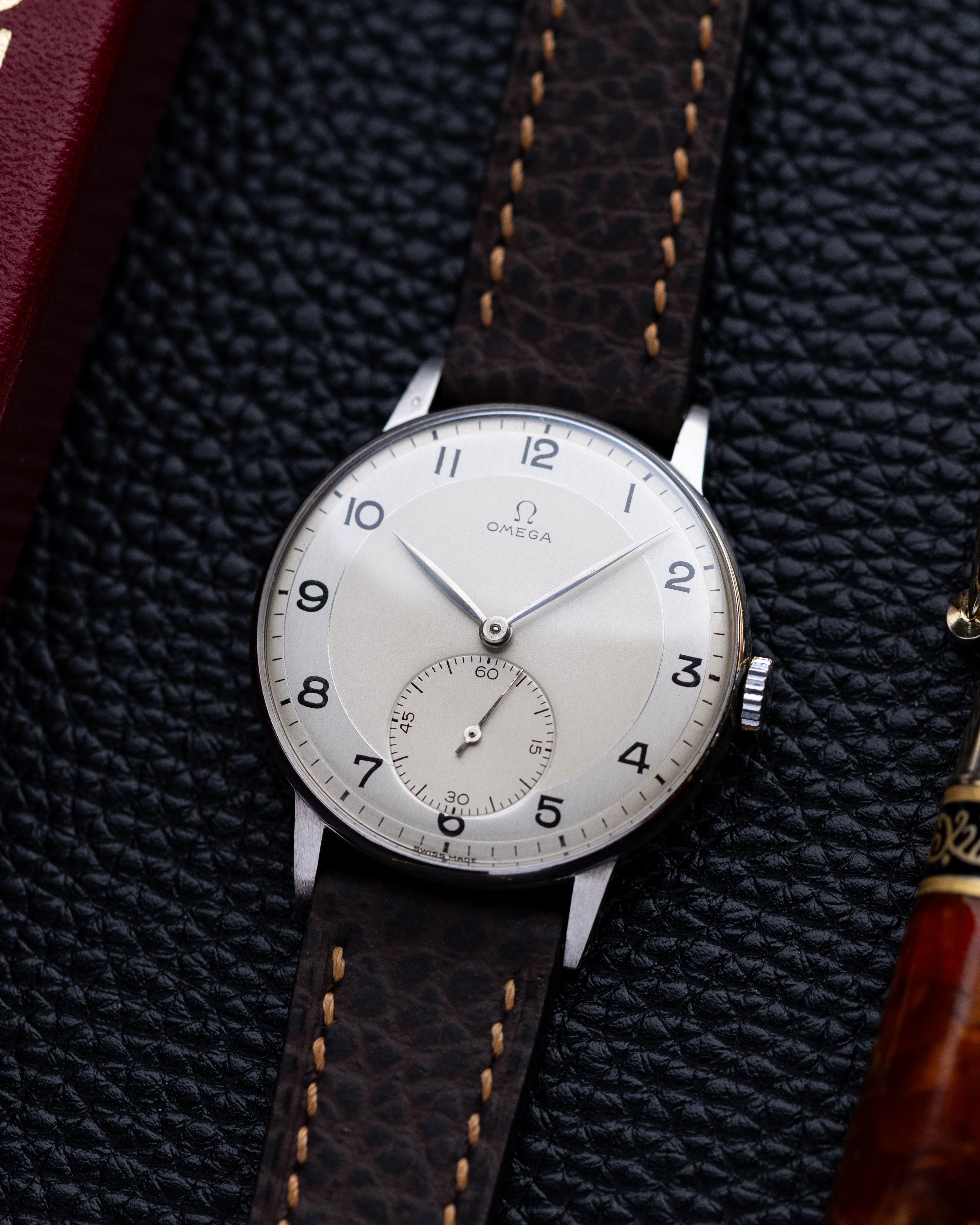 Vintage Omega, Two - tone dial, Ref. 2319/2, Oversized case, Swiss Made Cal. 30T1 from 1944 - DuMarko