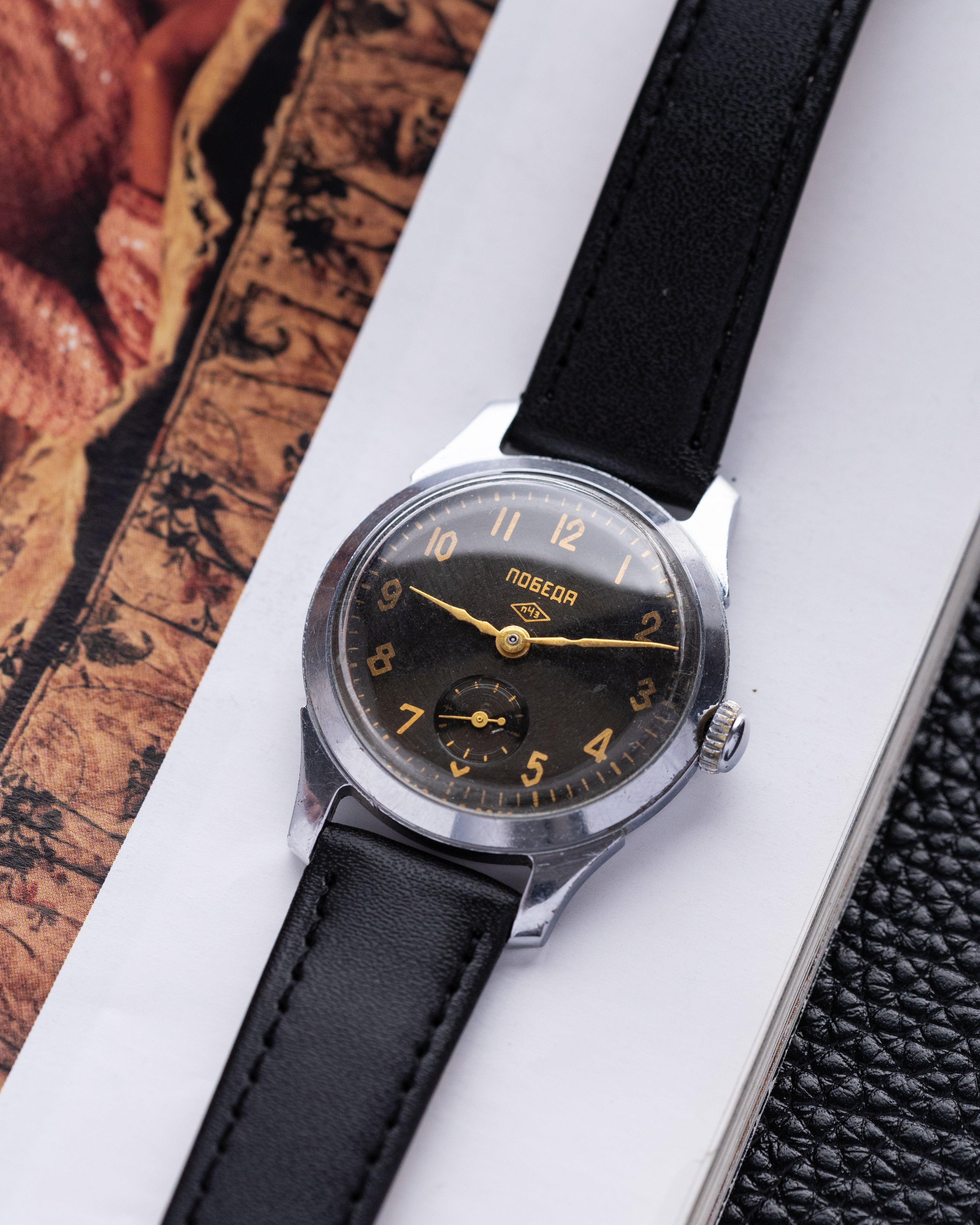 Vintage Pobeda Soviet Mechanical Watch, Black dial - DuMarko