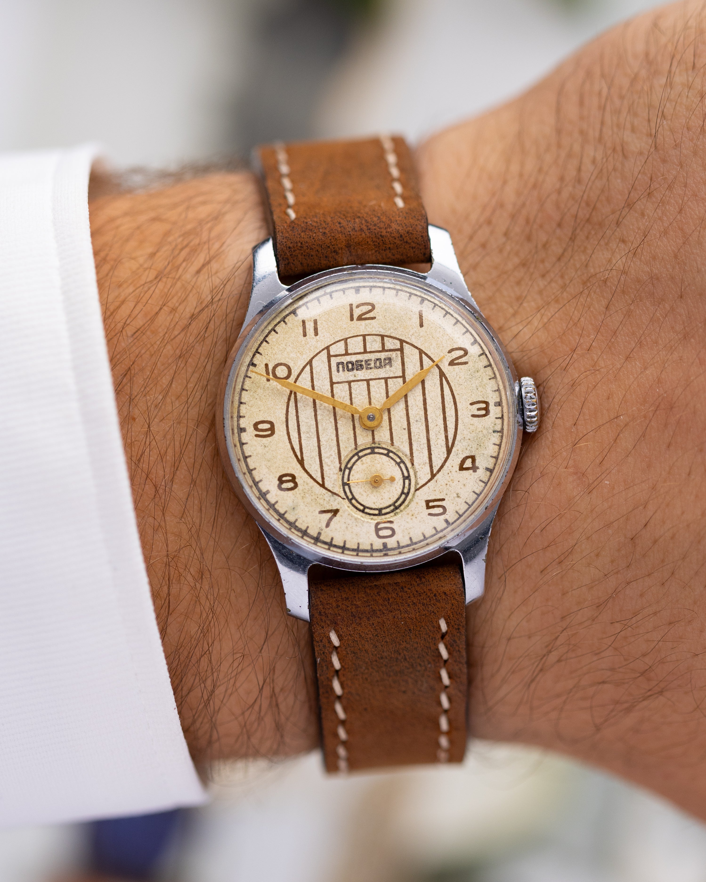 Vintage Pobeda (Victory)Soviet Mechanical Watch, 15 Jewels - DuMarko