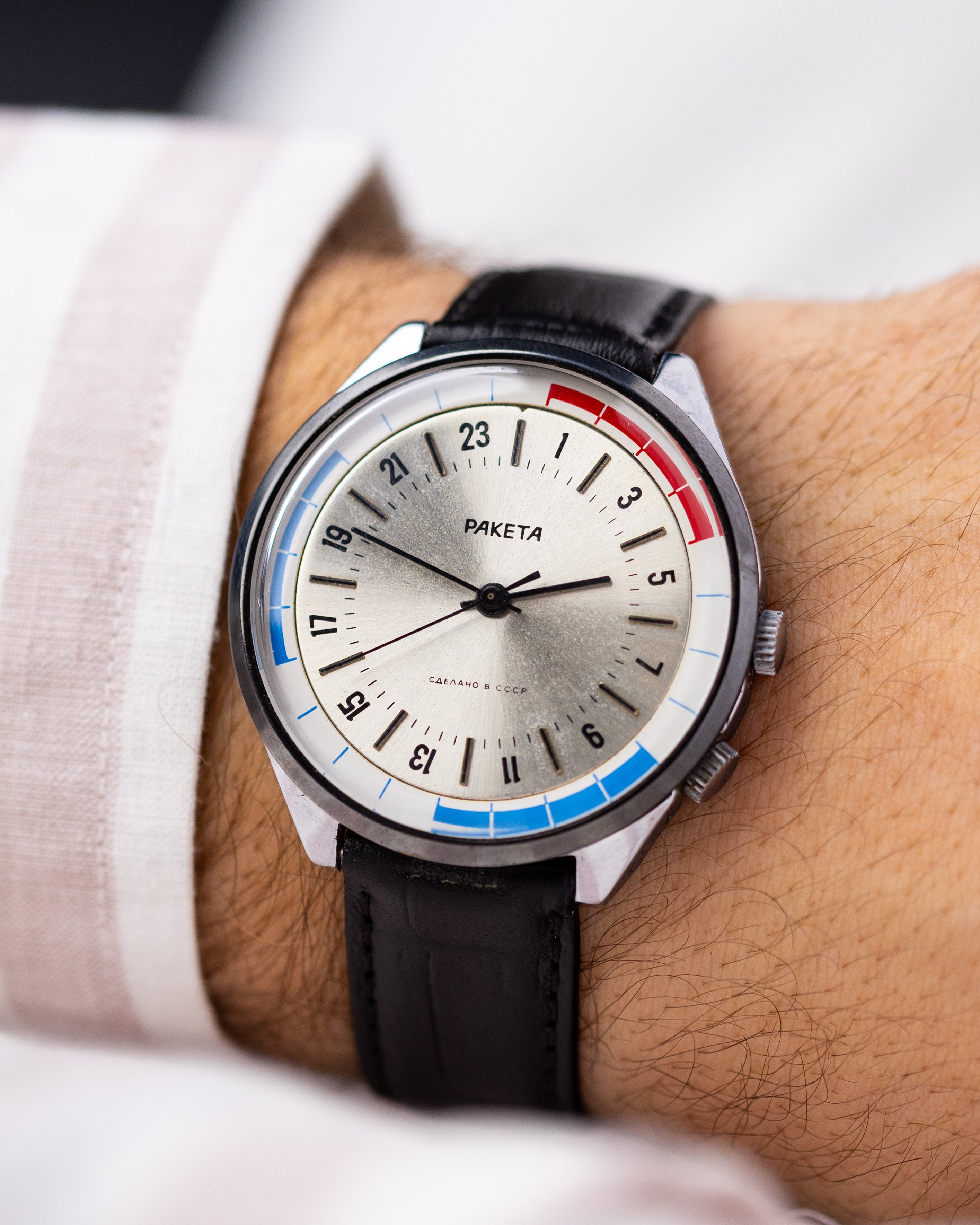 Vintage Raketa 24 hours, Soviet Watch, Original dial, Oversize case 40 mm from 1970's - DuMarko