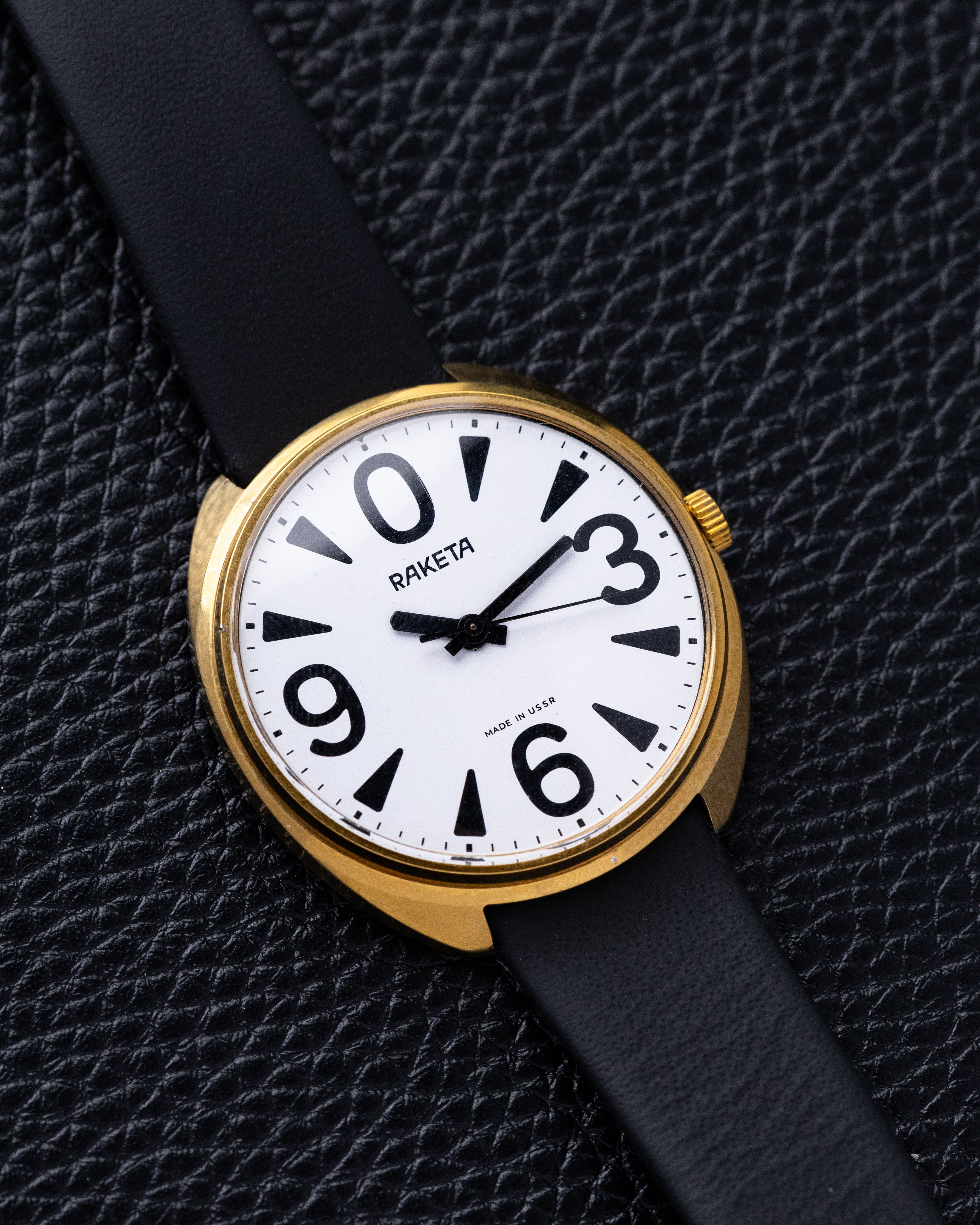 Vintage Raketa Big Zero Soviet Watch, Cal. 2609, Jumbo Case from 1980s - DuMarko