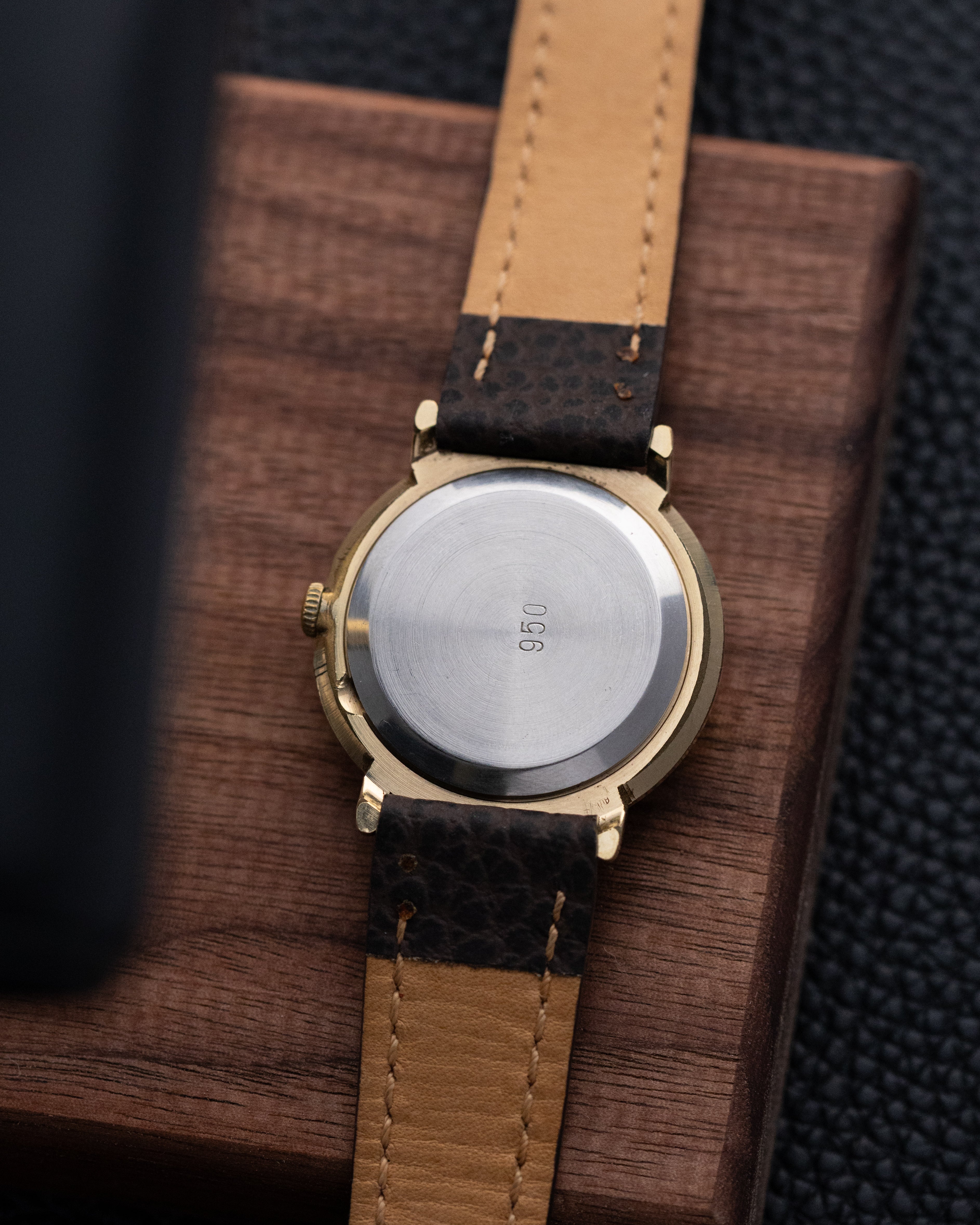 Vintage Raketa Soviet Watch, Two - tone Dial, Date Window, Roman Numerals from 1980's - DuMarko