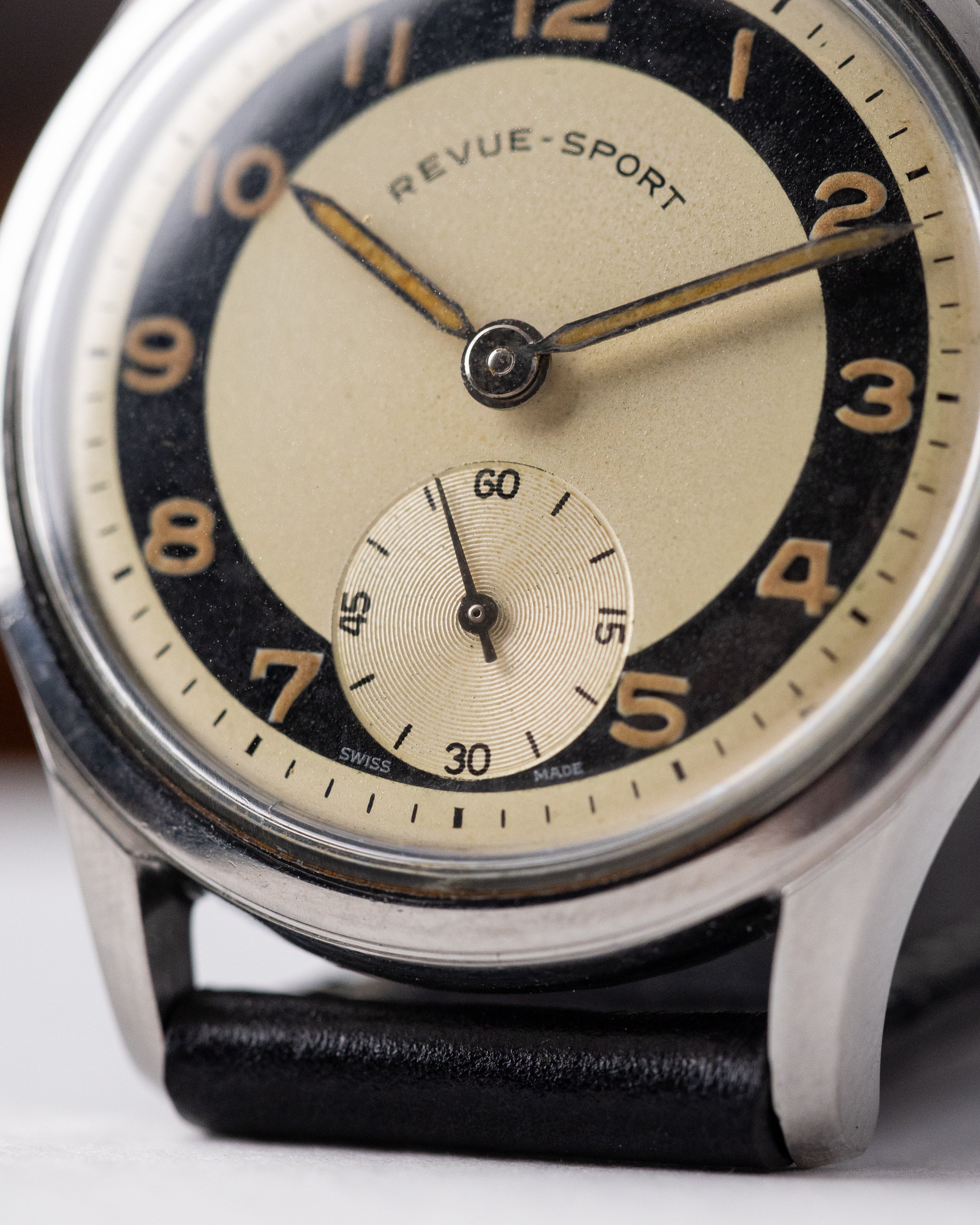 Vintage Revue - Sport, Bullseye Two - Tone Dial, Swiss watch, Mechanical Movement from 1950's - DuMarko