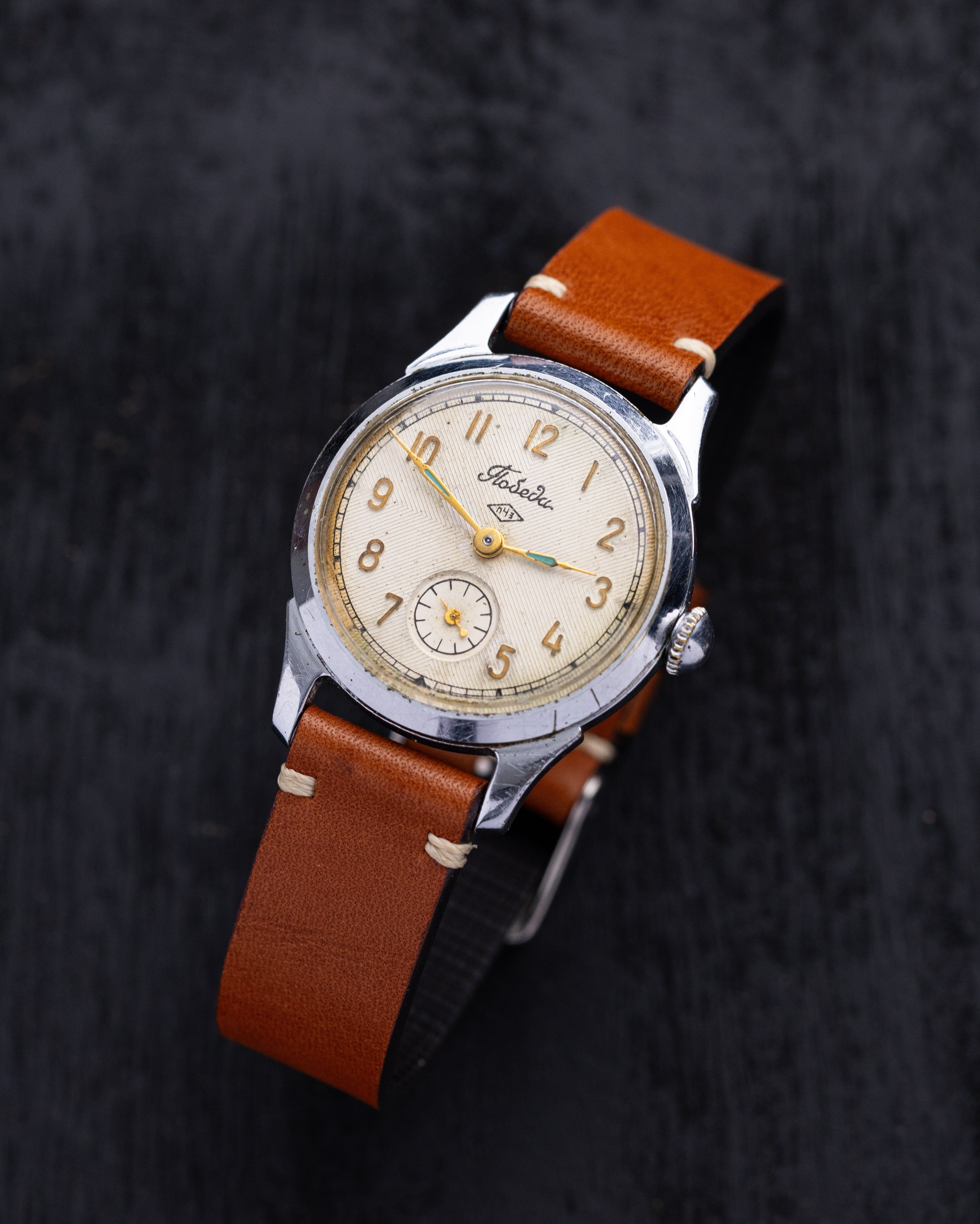 Vintage Soviet Pobeda (Victory) Mechanical Watch - VintageDuMarko