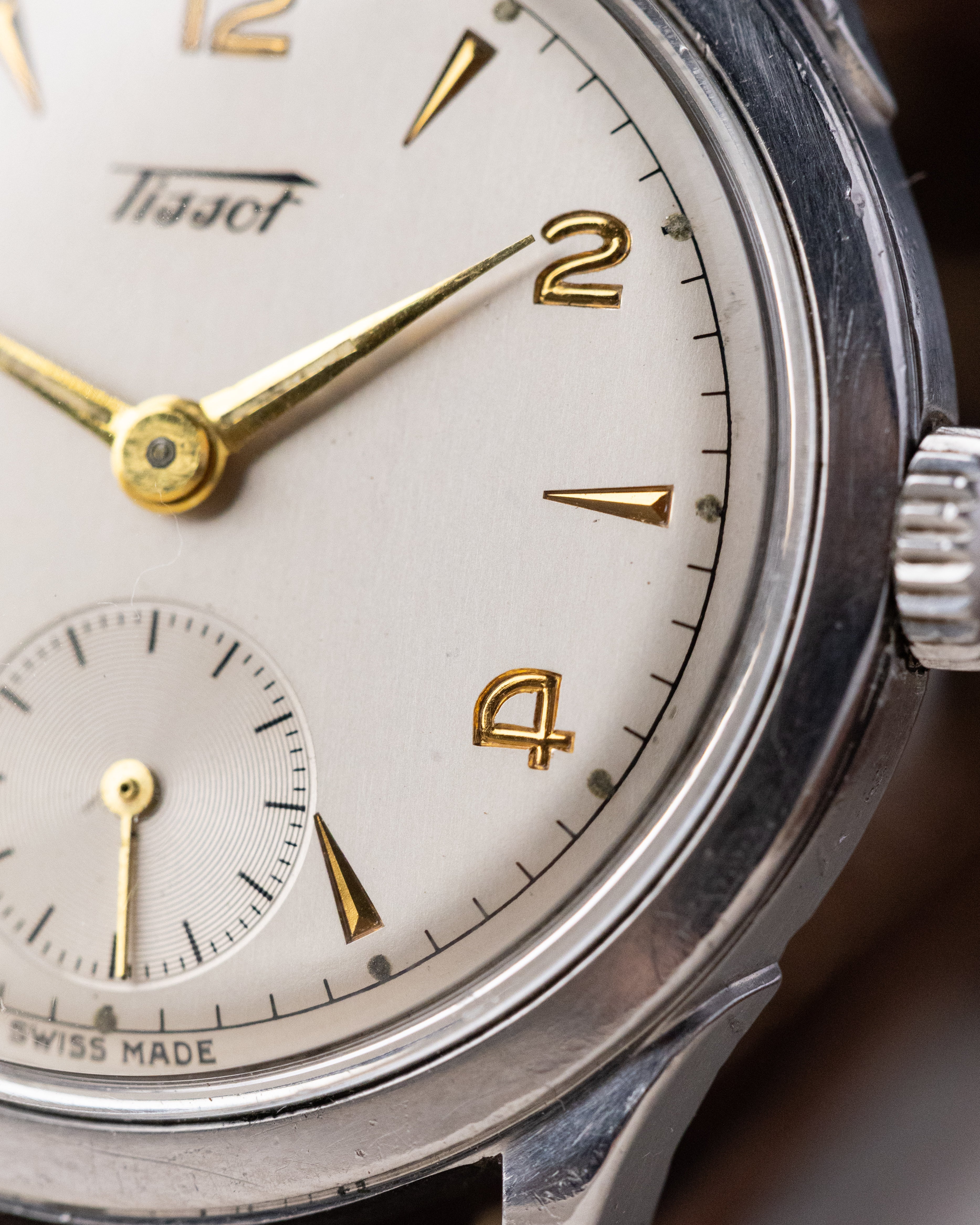 Vintage Tissot Calatrava, Ref. 6702 - 15, Rare silver dial and markers, Cal. 27 with Sub second from 1940's - DuMarko