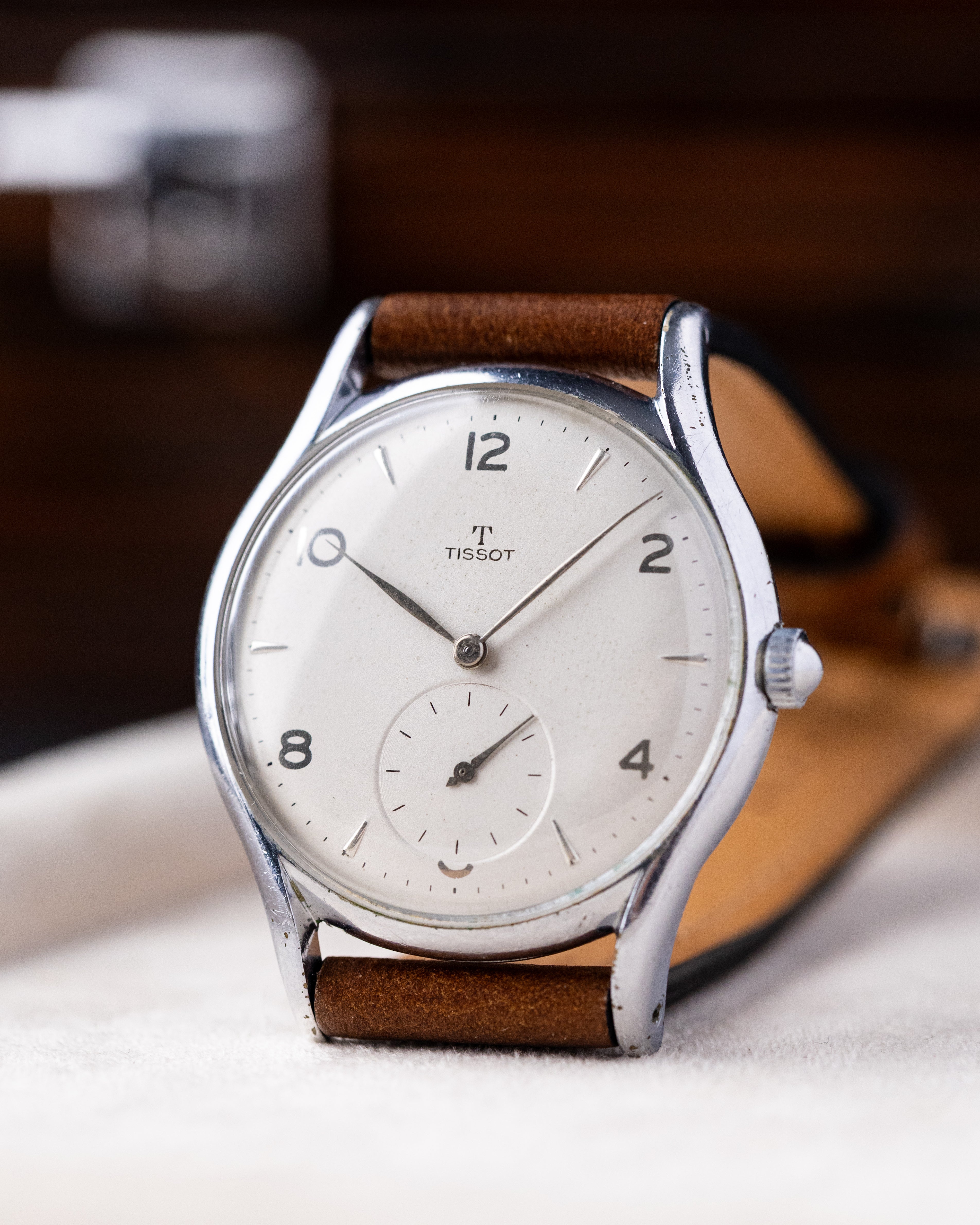 Vintage Tissot Mechanical Watch, Swiss Made - DuMarko