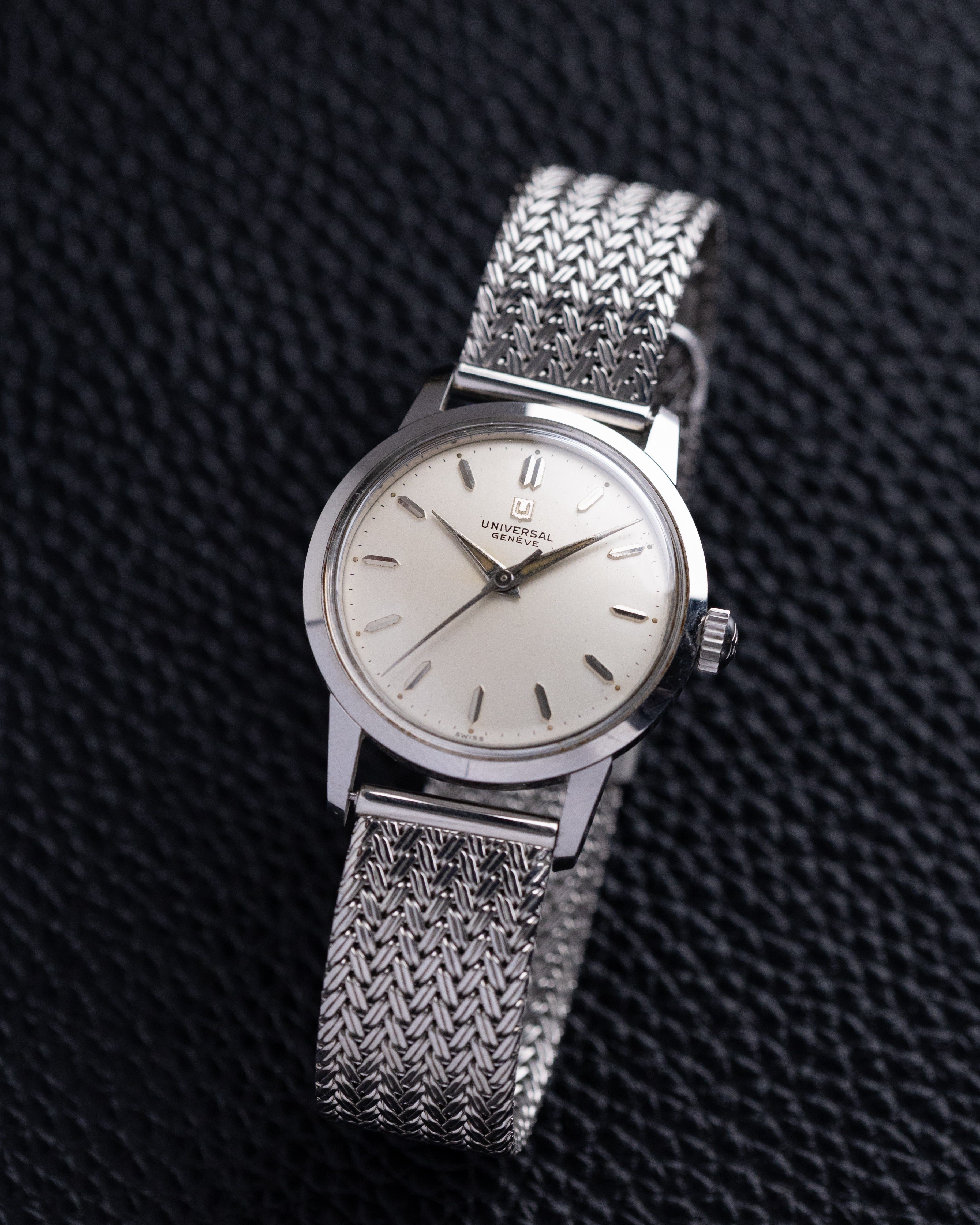 Vintage Universal Genève Calatrava, Patel Style, Ivory Dial, Swiss Watch, Cal. 322 from 1950’s - DuMarko