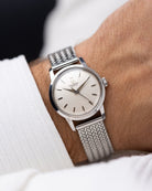 Vintage Universal Genève Calatrava, Patel Style, Ivory Dial, Swiss Watch, Cal. 322 from 1950’s - DuMarko